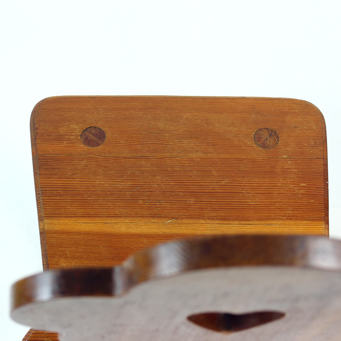 Krzesło jadalniane folk, modrzew brązowy, Czechosłowacja, lata 70. - 299777