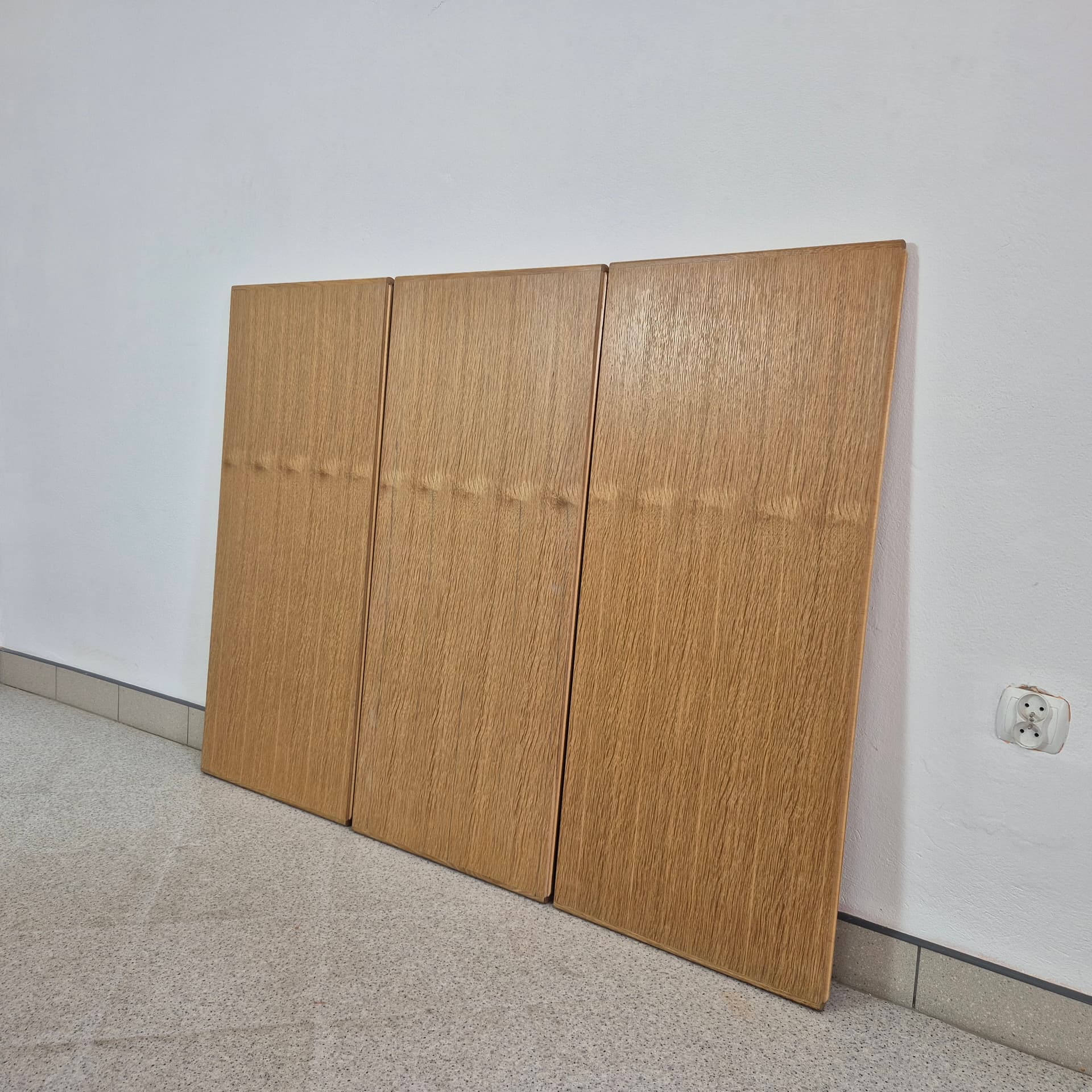 Stół rozkładany, dąb brązowy, proj. H. Kjaernulf, Dania, lata 60. - 299883