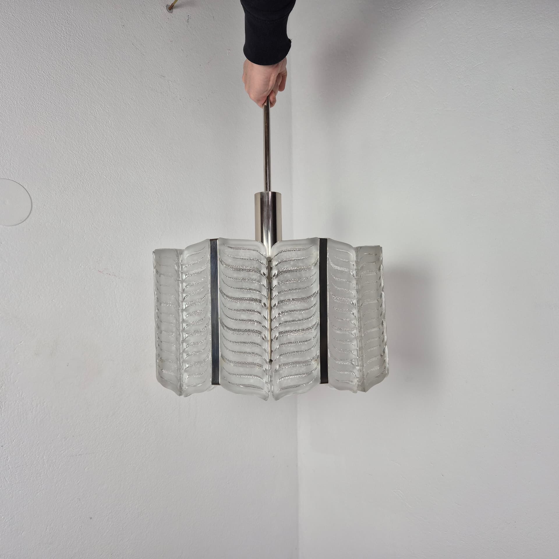 Chandelier, transparent crystal, silver metal, Kalmar, Austria, 1960s. - 299911