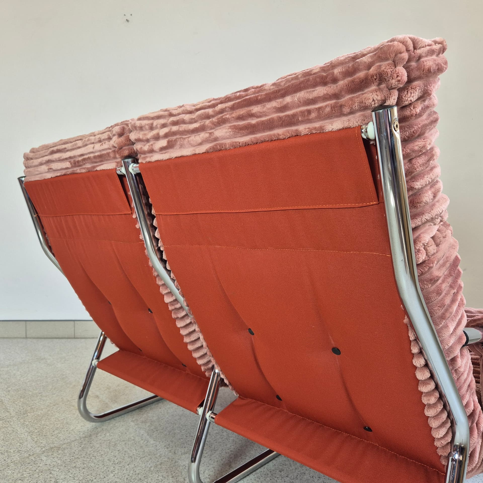 Two-seater sofa, pink corduroy, chrome, by G. Lundgren, Ikea, Sweden, 1970s. - 299926