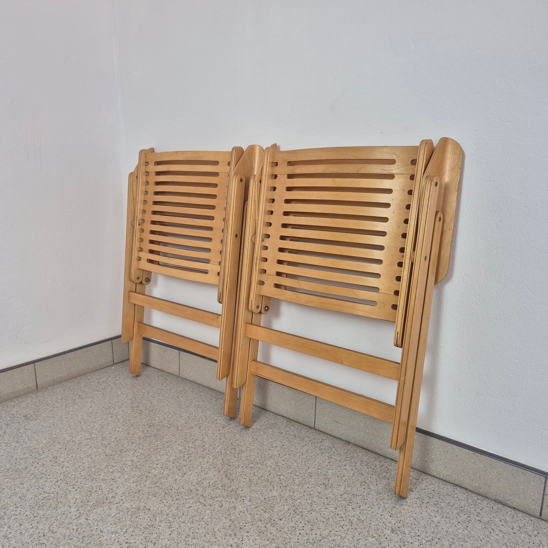 Folding chair Rex, brown beech plywood, by N. Kralj, Slovenia, 1950s. - 300142