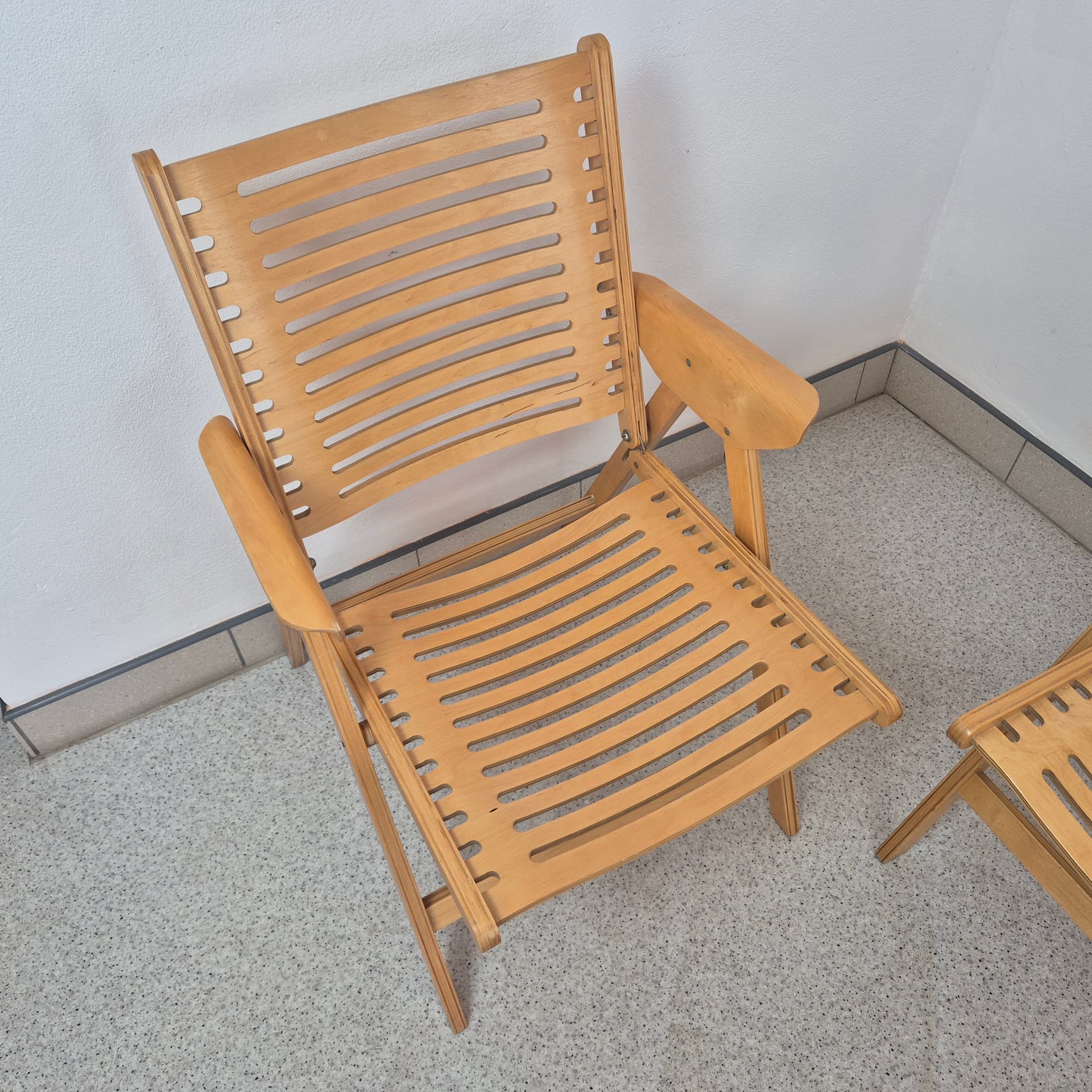 Folding chair Rex, brown beech plywood, by N. Kralj, Slovenia, 1950s. - 300145