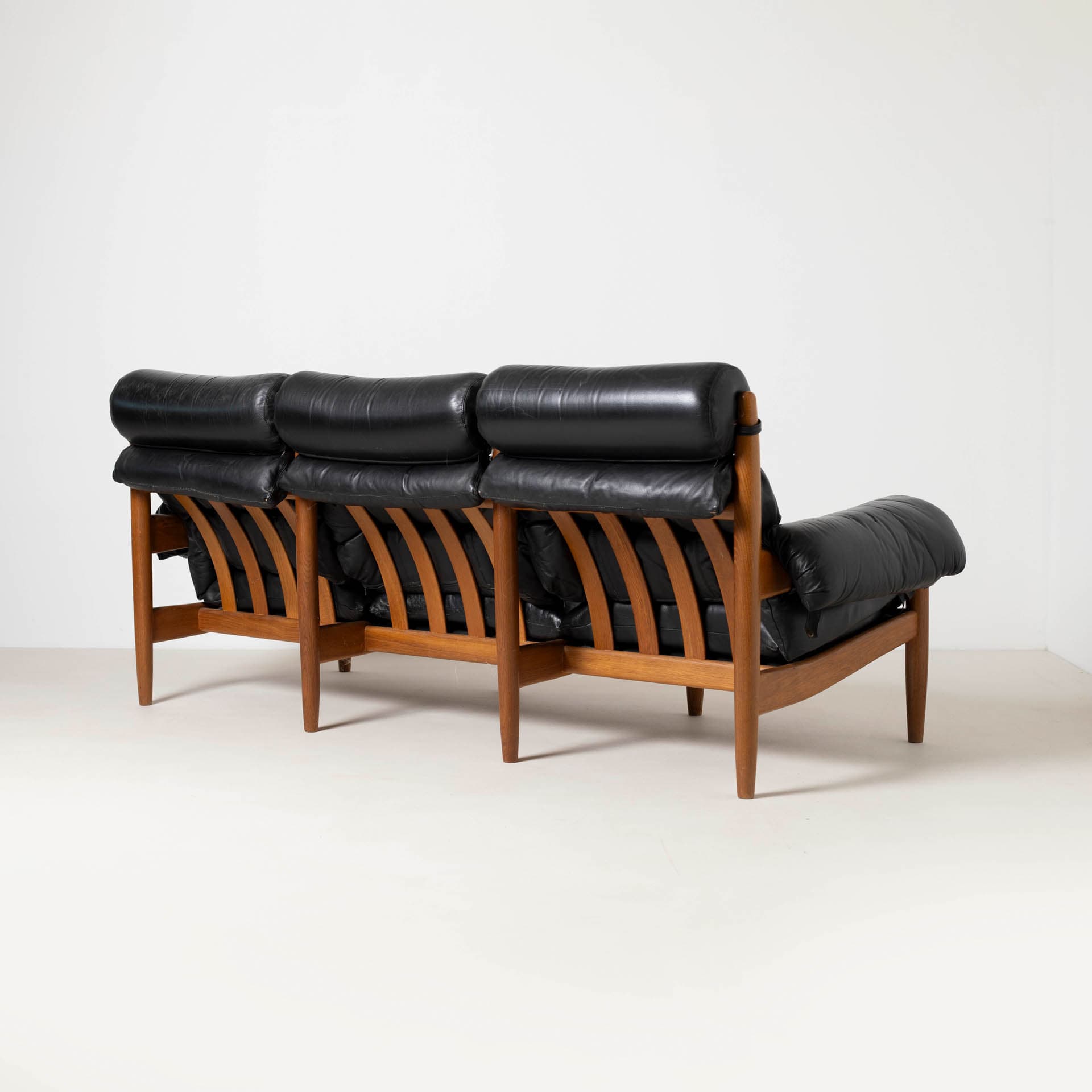 Three-seater sofa, Brazilian style, brown oak, black genuine leather, by E. Merthen, Ire Möbler, Sweden, 1960s. - 300245