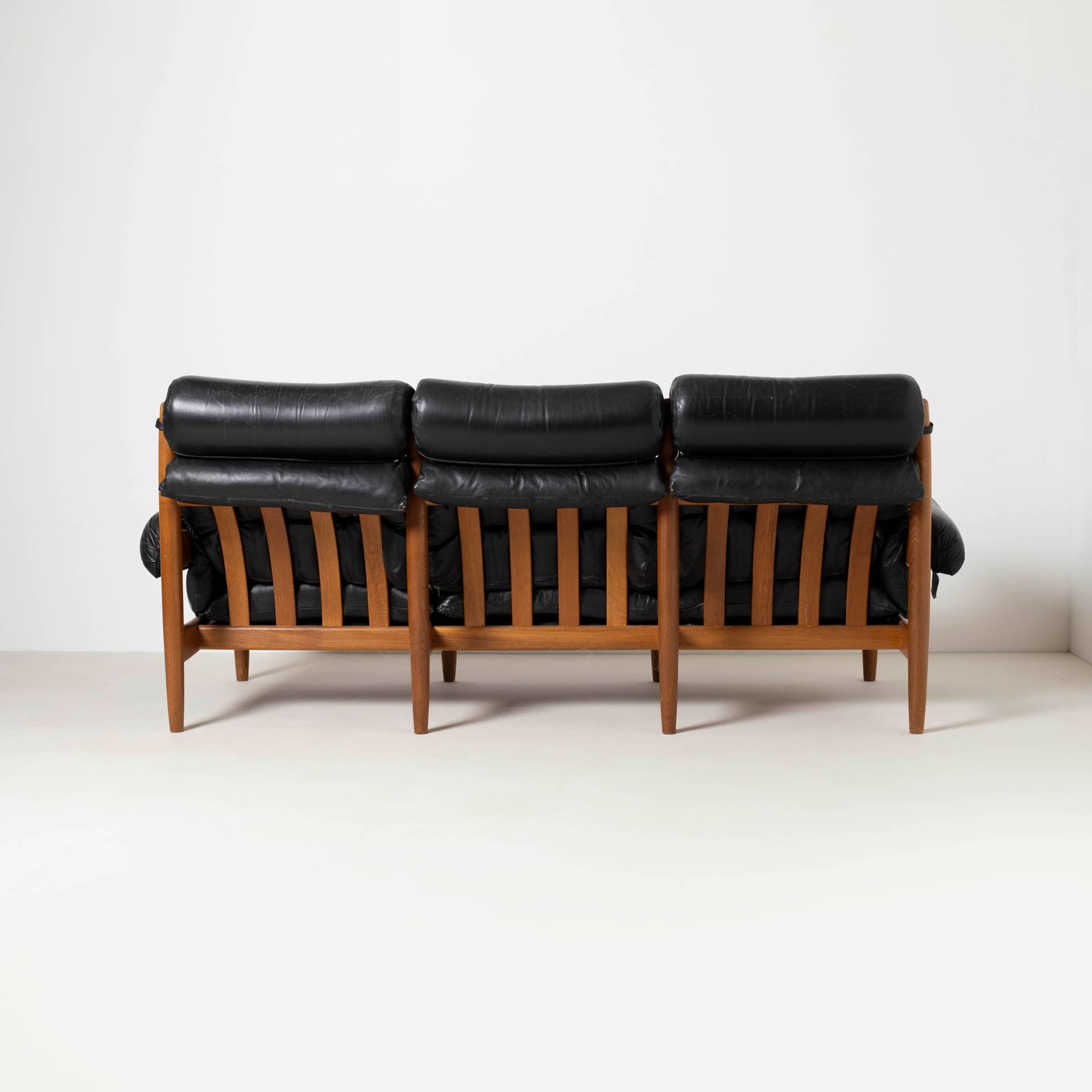 Three-seater sofa, Brazilian style, brown oak, black genuine leather, by E. Merthen, Ire Möbler, Sweden, 1960s. - 300246