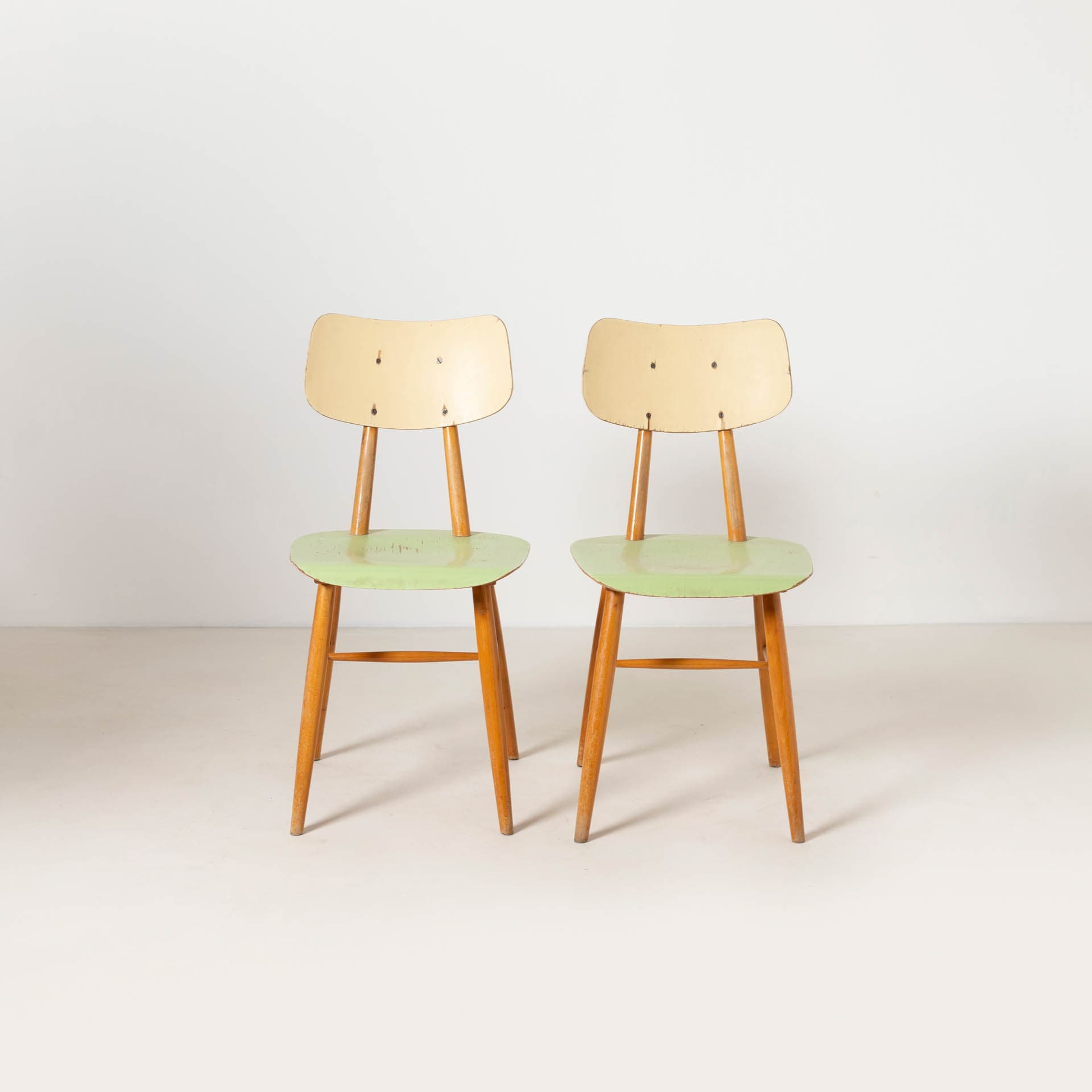 Set of Two Chairs, green beige, beech plywood, TON, Czechoslovakia, 1960s. - 300298