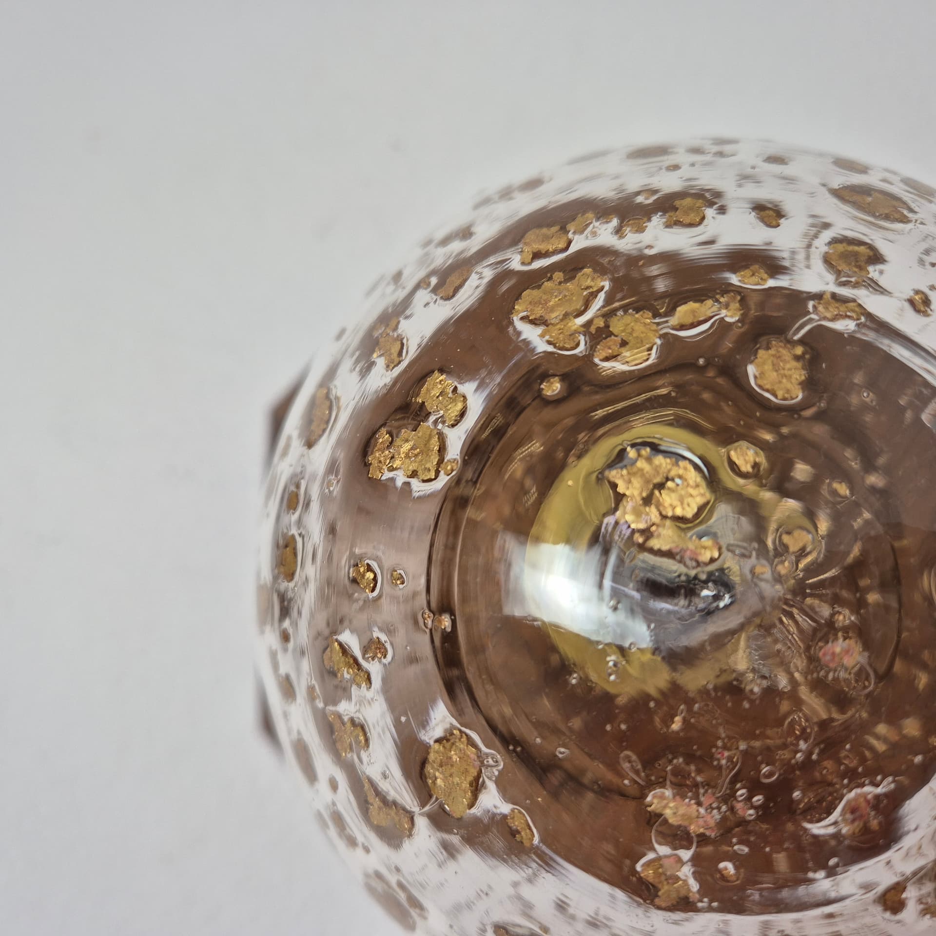 Pair of hexagonal wall sconces, brown wood, transparent glass, gold brass, Temde Leuchten, 1970s. - 300366