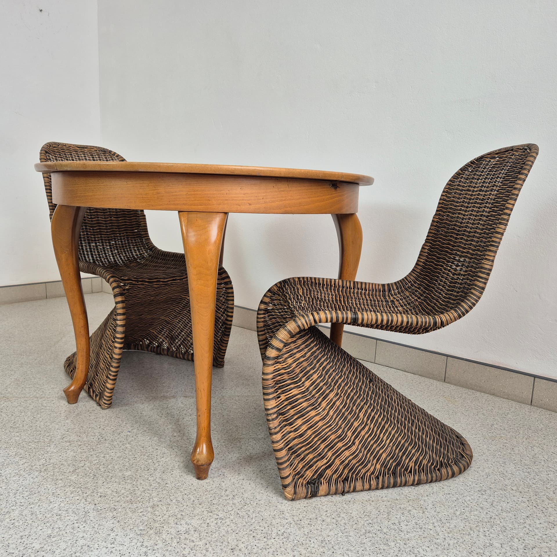 Chair, Verner Panton style, brown multicolor rattan, 1970s. - 300382