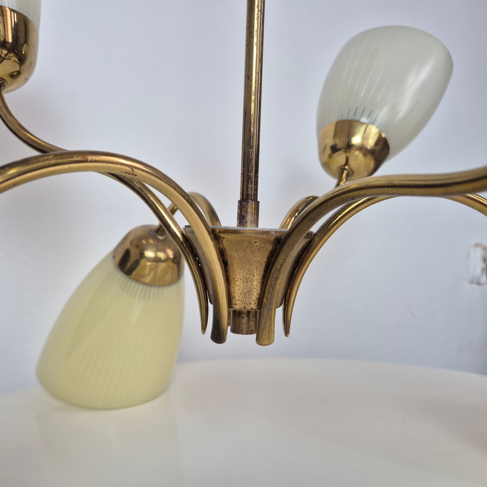 Chandelier Art Deco, cream glass gold brass, Germany, 1950s. - 300394