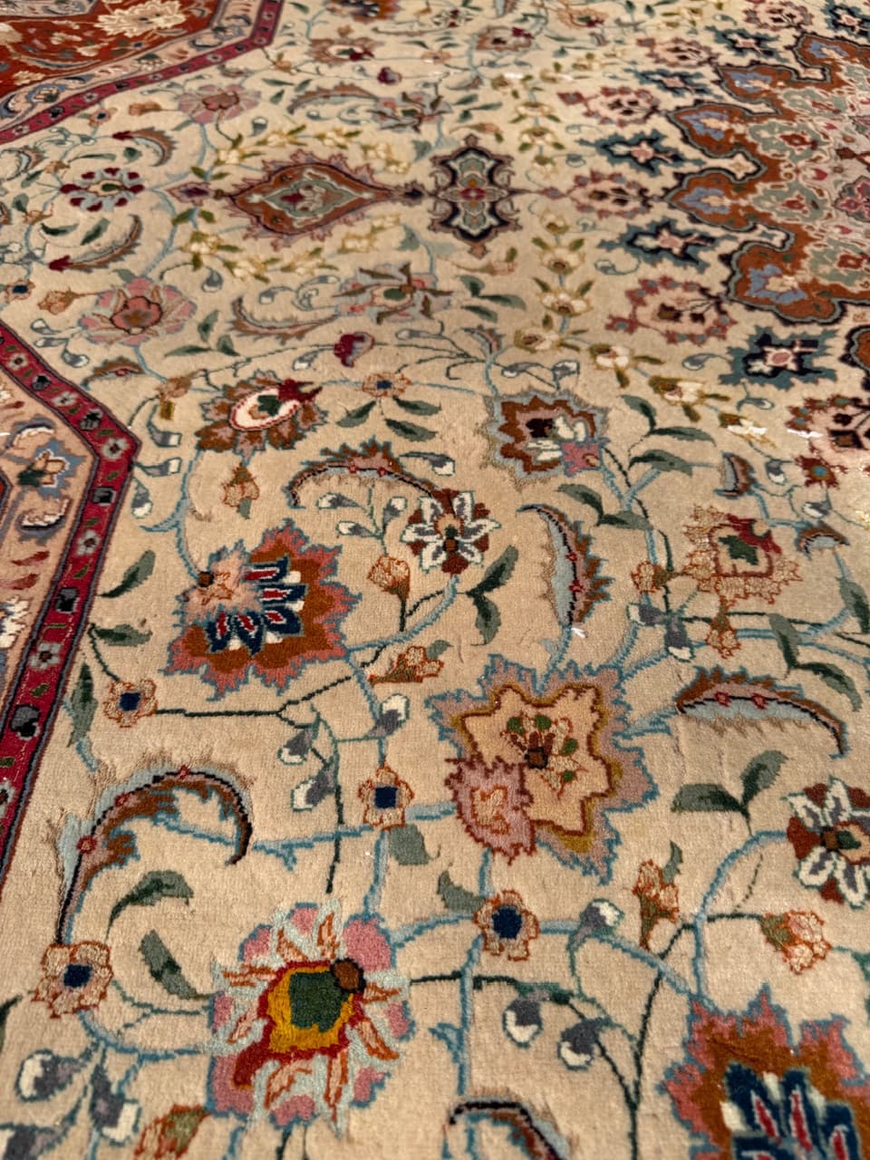 Dywan perski Tabriz, 260x250 cm, beżowy złoty czerwony niebieski zielony, wełna kaszmirowa jedwab, Iran - 300414