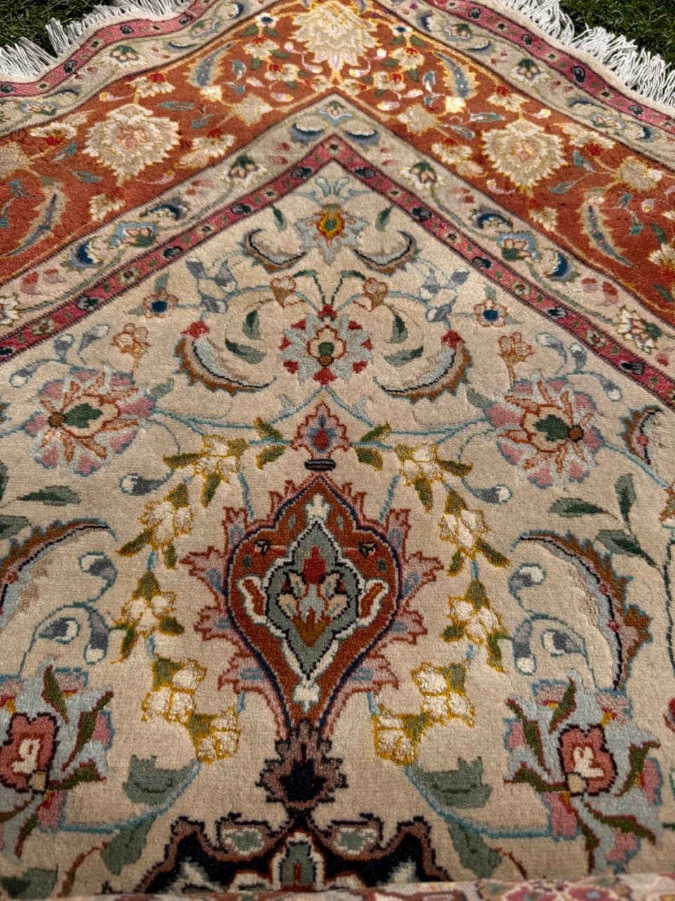 Dywan perski Tabriz, 260x250 cm, beżowy złoty czerwony niebieski zielony, wełna kaszmirowa jedwab, Iran - 300419