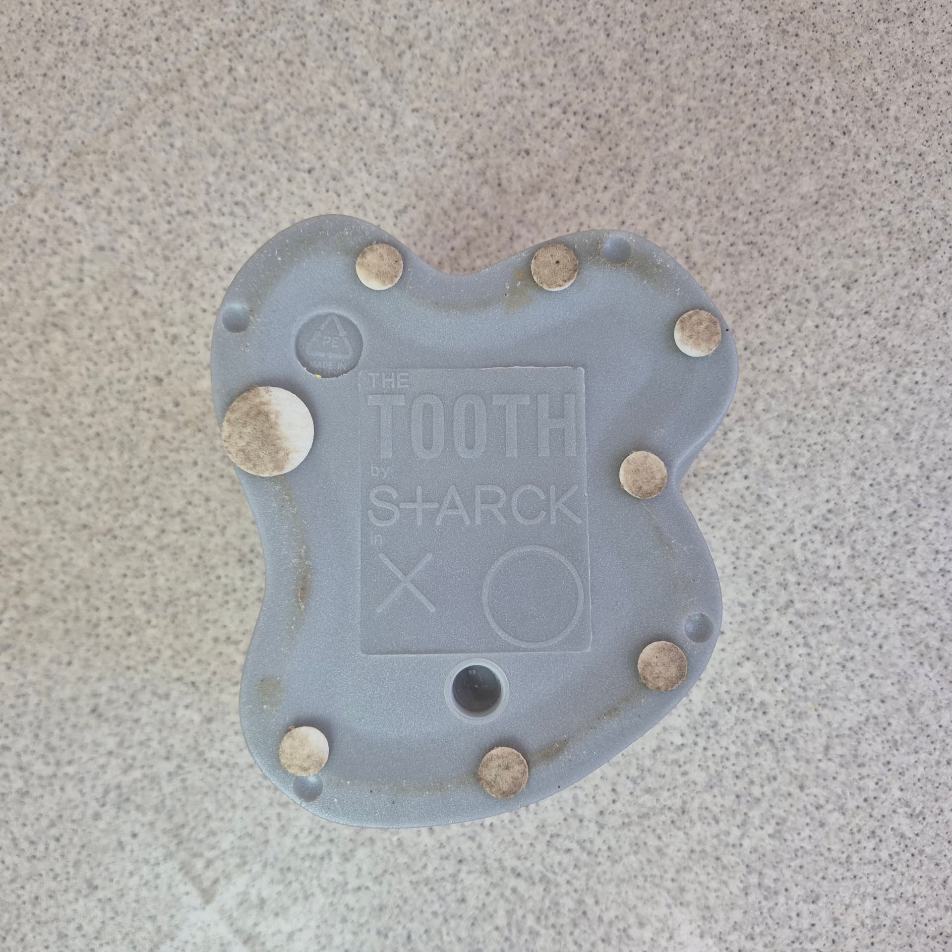 Stool The Tooth, grey plastic, by P. Starck, early 21st c. - 300535
