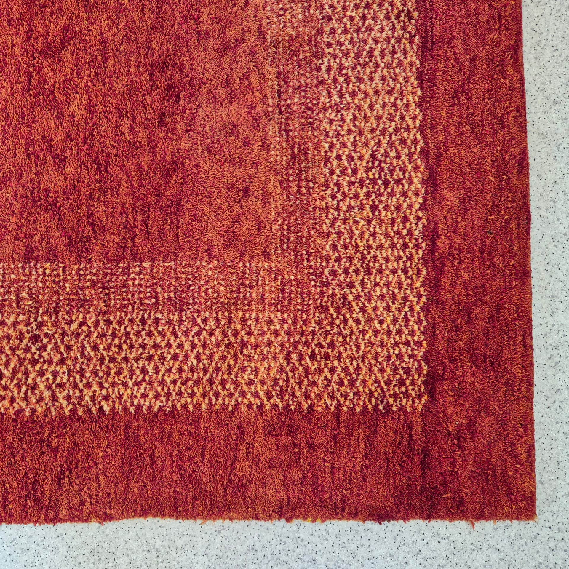 Dywan Gabbeh 305x205 cm, czerwony pomarańczowy złoty, wełna, Iran, lata 60. - 300549