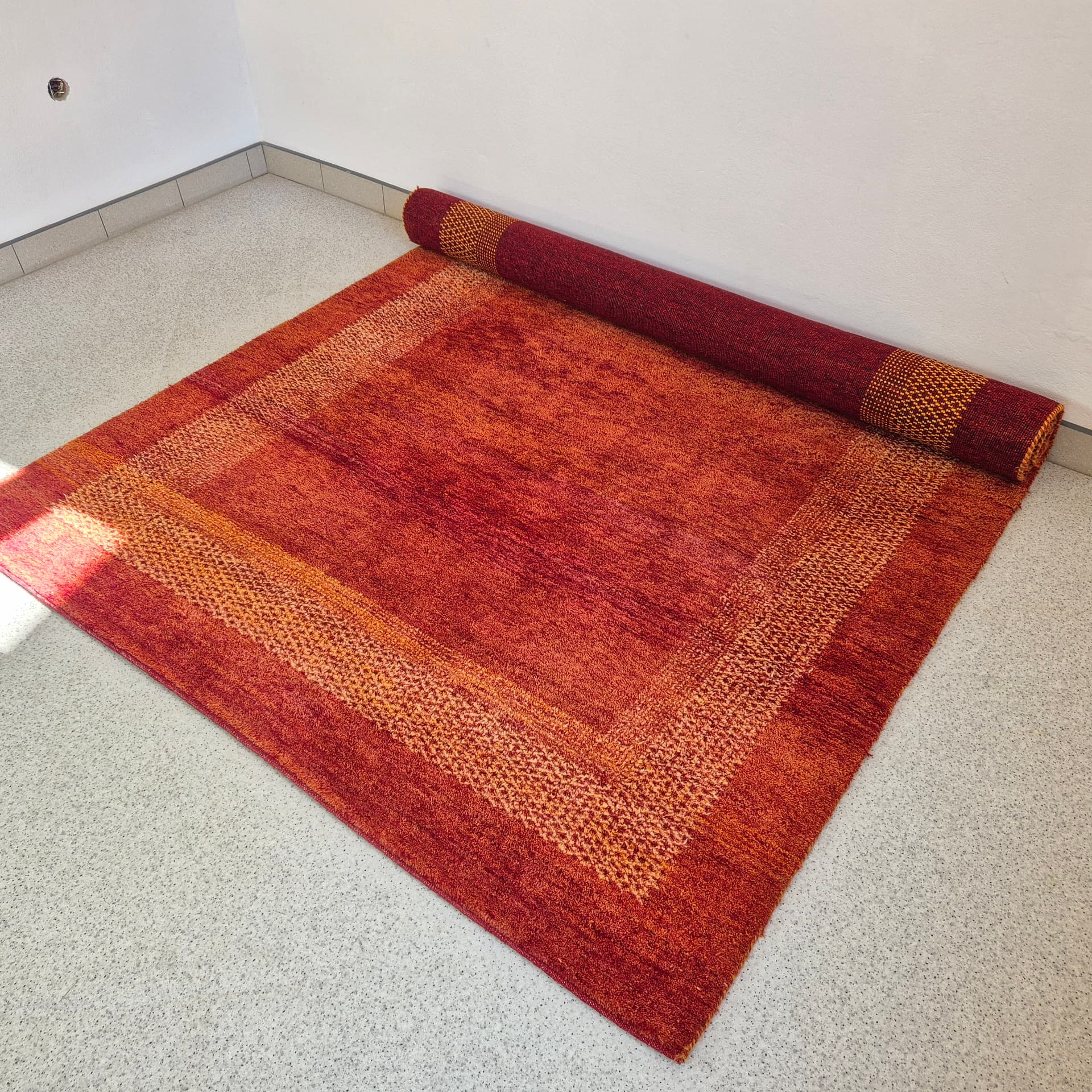 Dywan Gabbeh 305x205 cm, czerwony pomarańczowy złoty, wełna, Iran, lata 60. - 300543