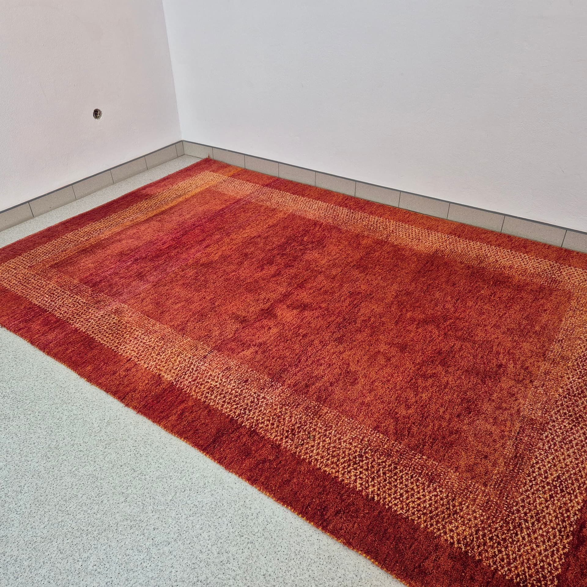 Dywan Gabbeh 305x205 cm, czerwony pomarańczowy złoty, wełna, Iran, lata 60. - 300548