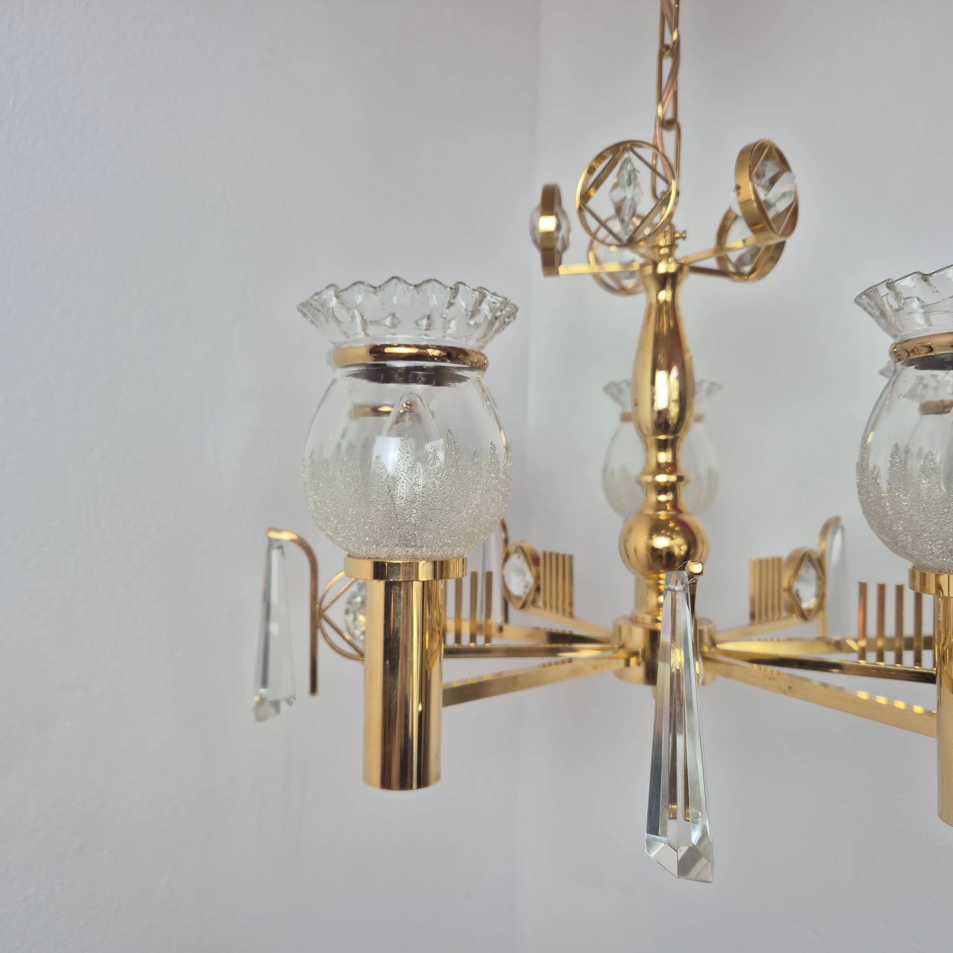 Chandelier, gold brass, transparent glass, Norway, 1970s. - 300580