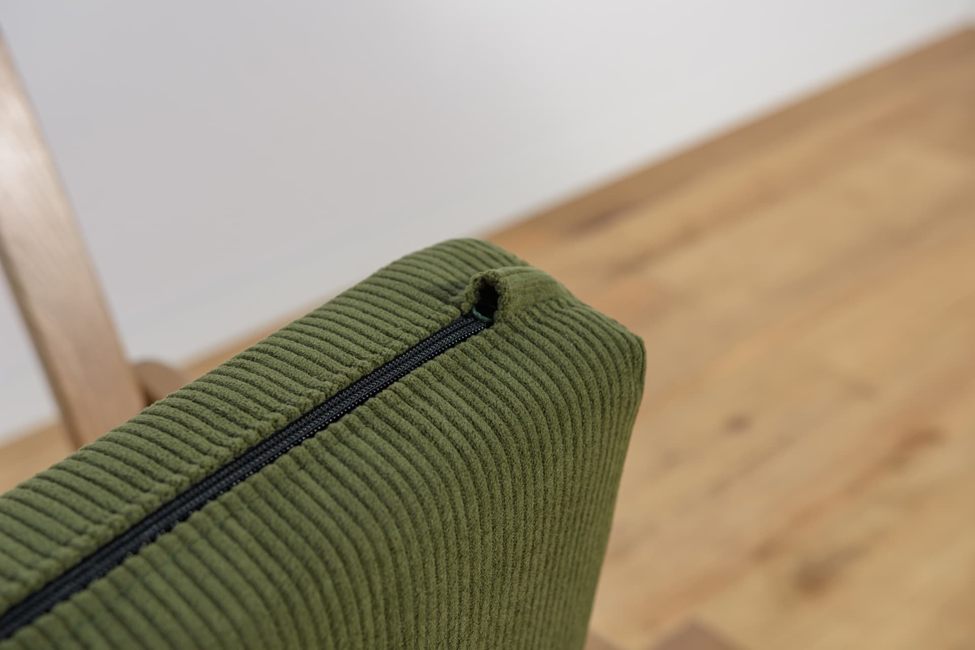 Armchair, green, walnut beech, TON, Czechoslovakia, 1960s. - 300908