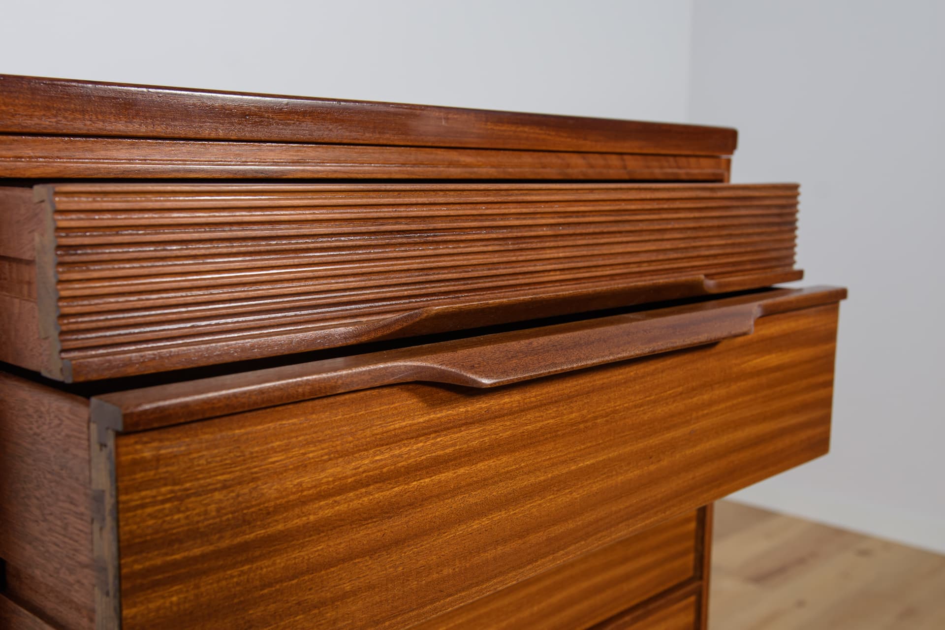 Komoda, mahoń, teak, Wielka Brytania, lata 60. - 301117