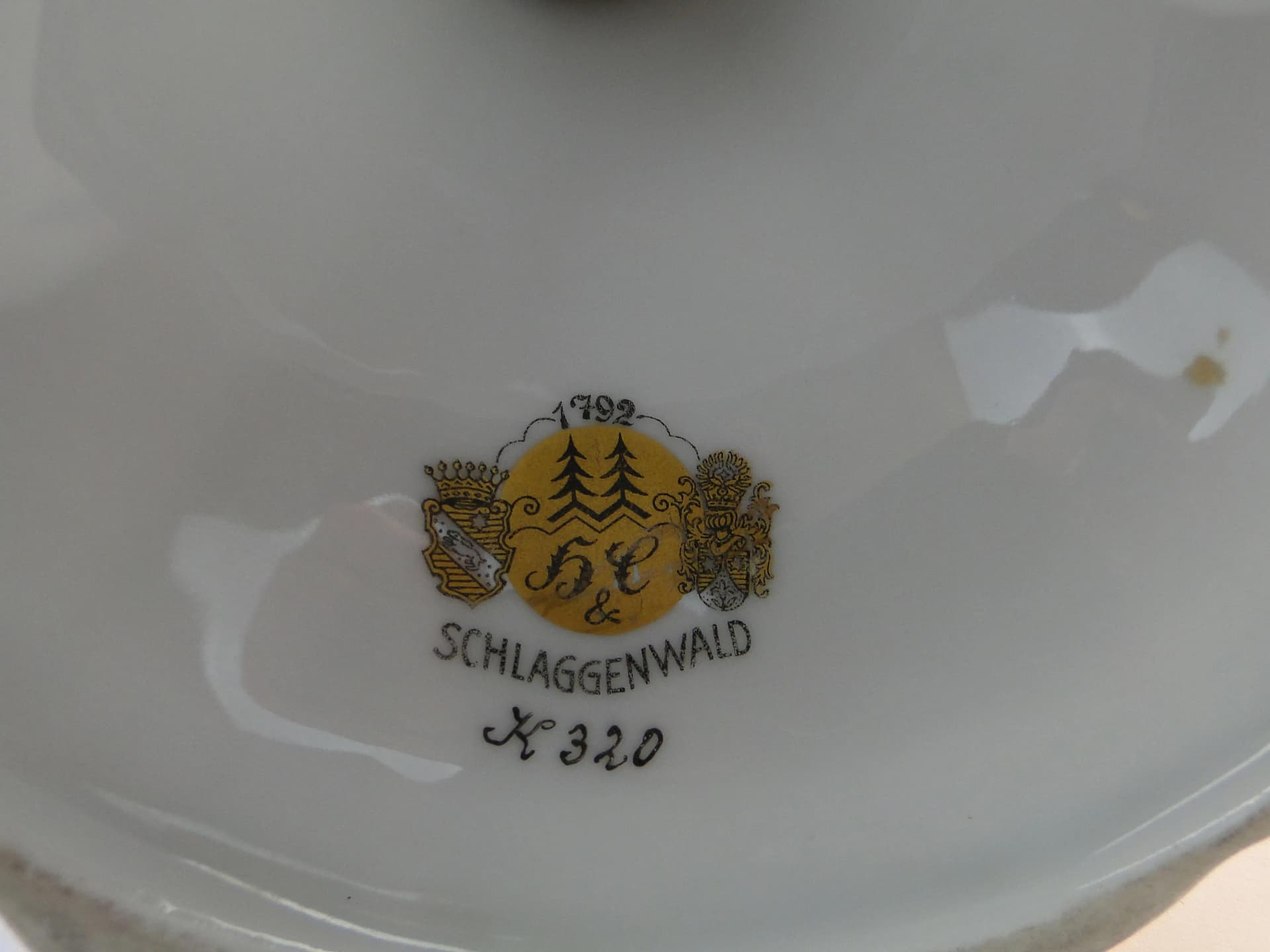Świecznik art deco, porcelana czarna, Schlaggenwald, Czechy, lata 20. - 22235