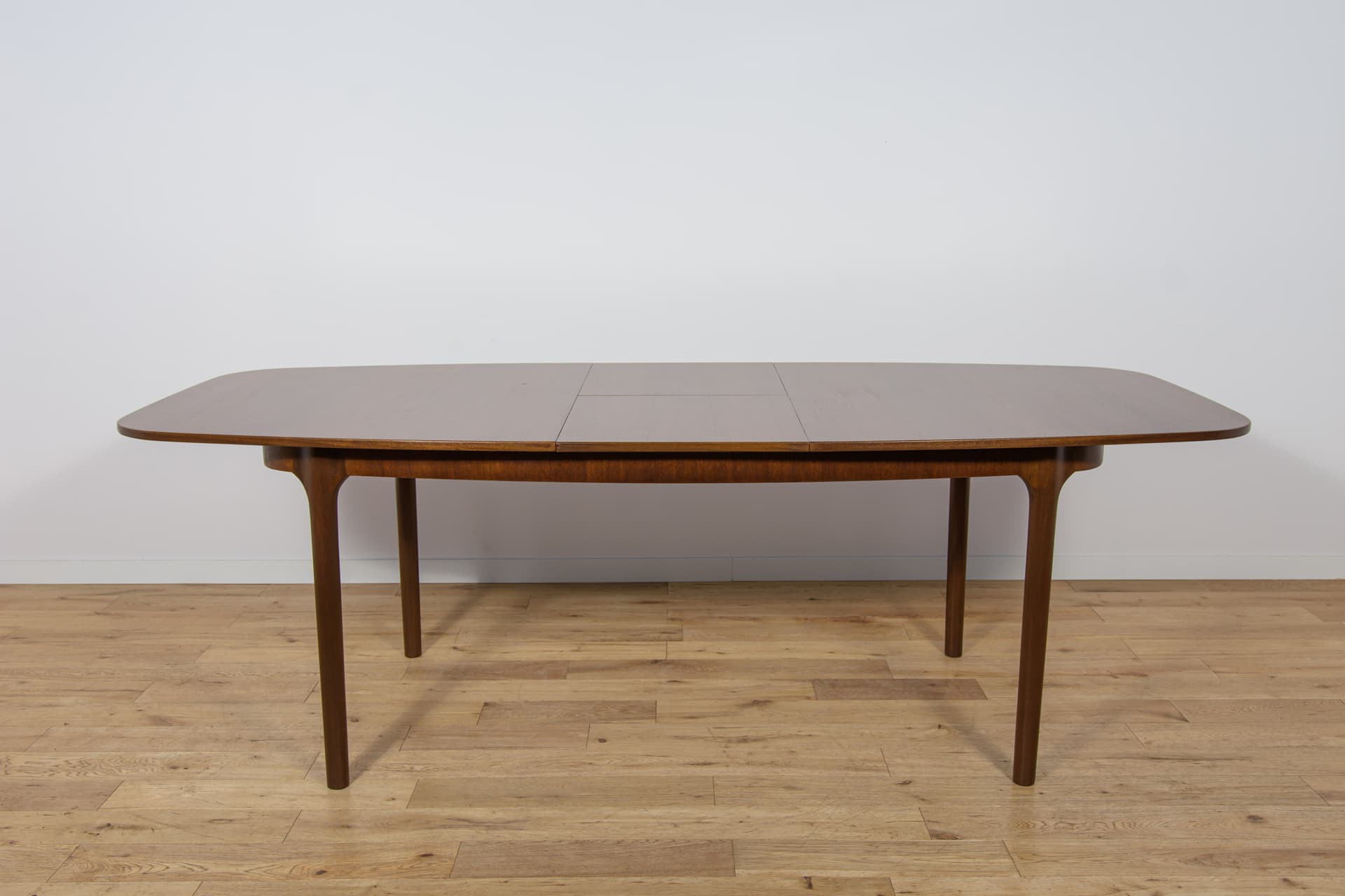 Oval Extendable Table, mahogany brown red, McIntosh, United Kingdom, 1960s. - 302864