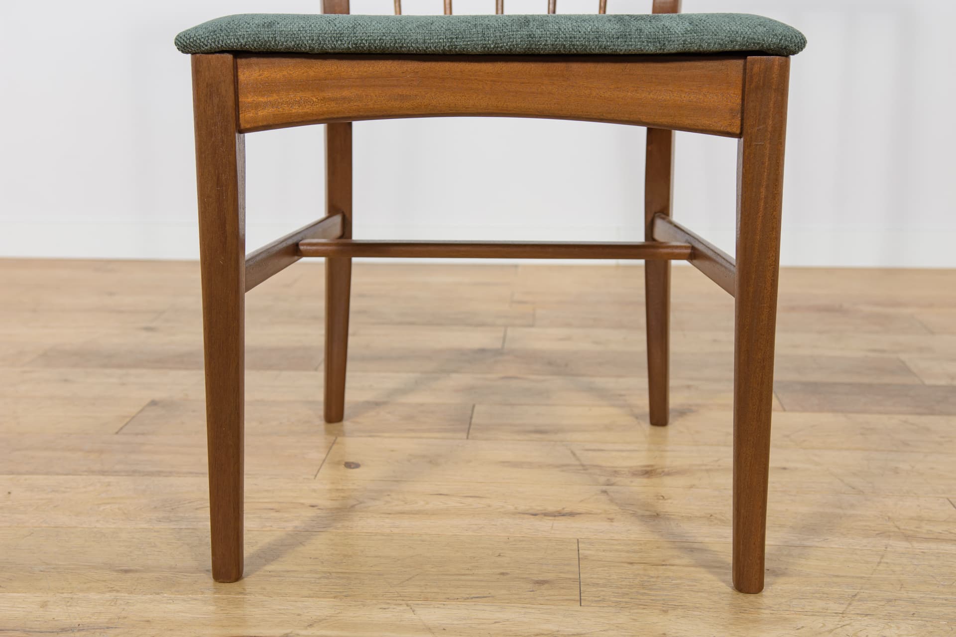 Set of four chairs, brown teak, green fabric, United Kingdom, 1960s. - 302885