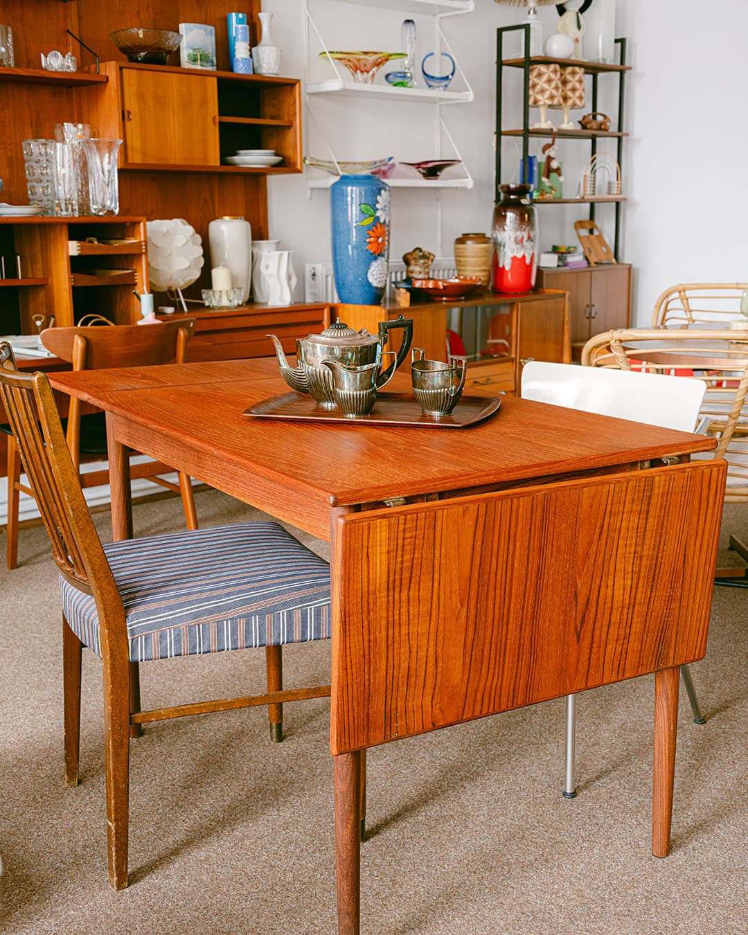 Table, brown teak, Denmark, 1970s. - 302908
