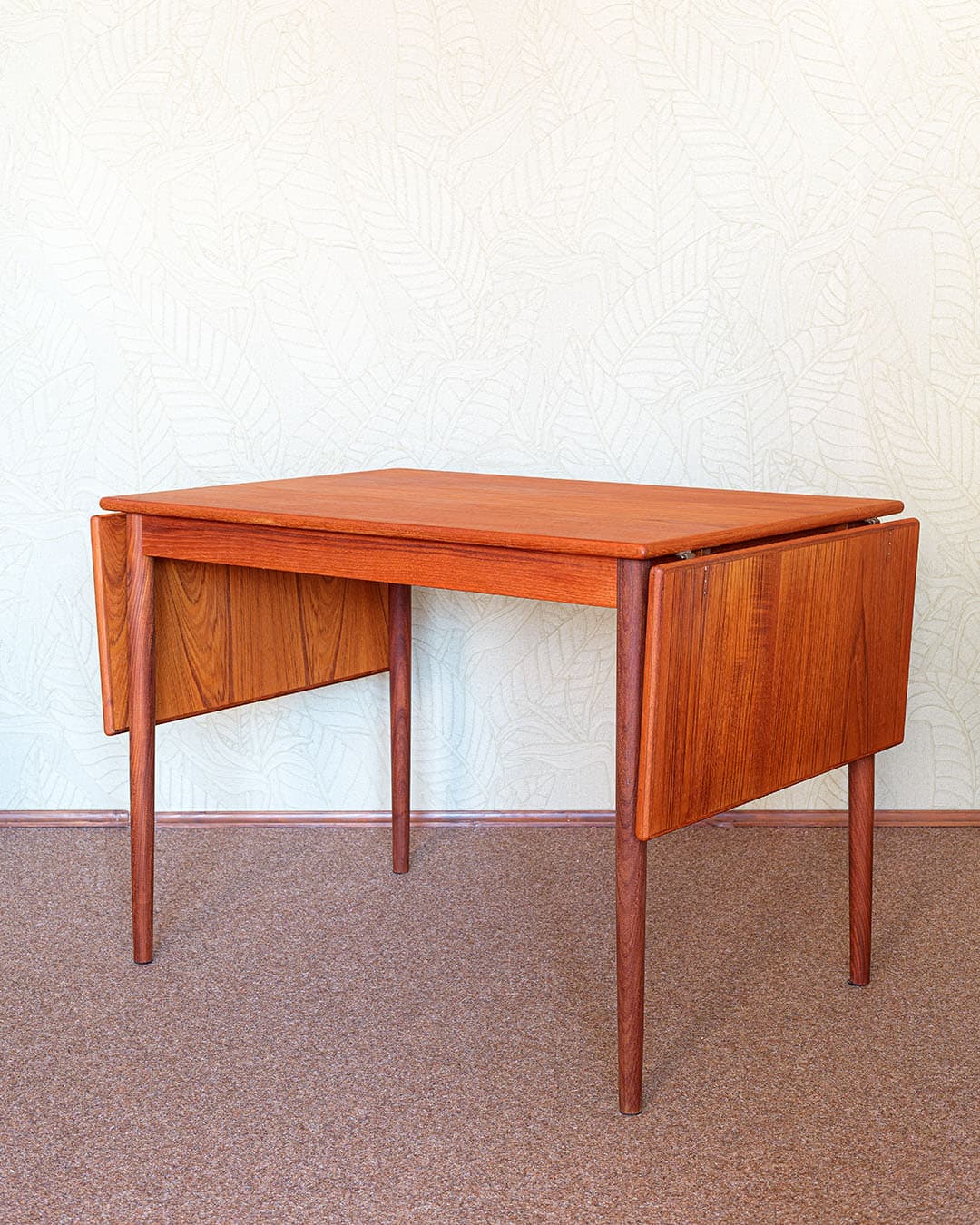 Table, brown teak, Denmark, 1970s. - 302900
