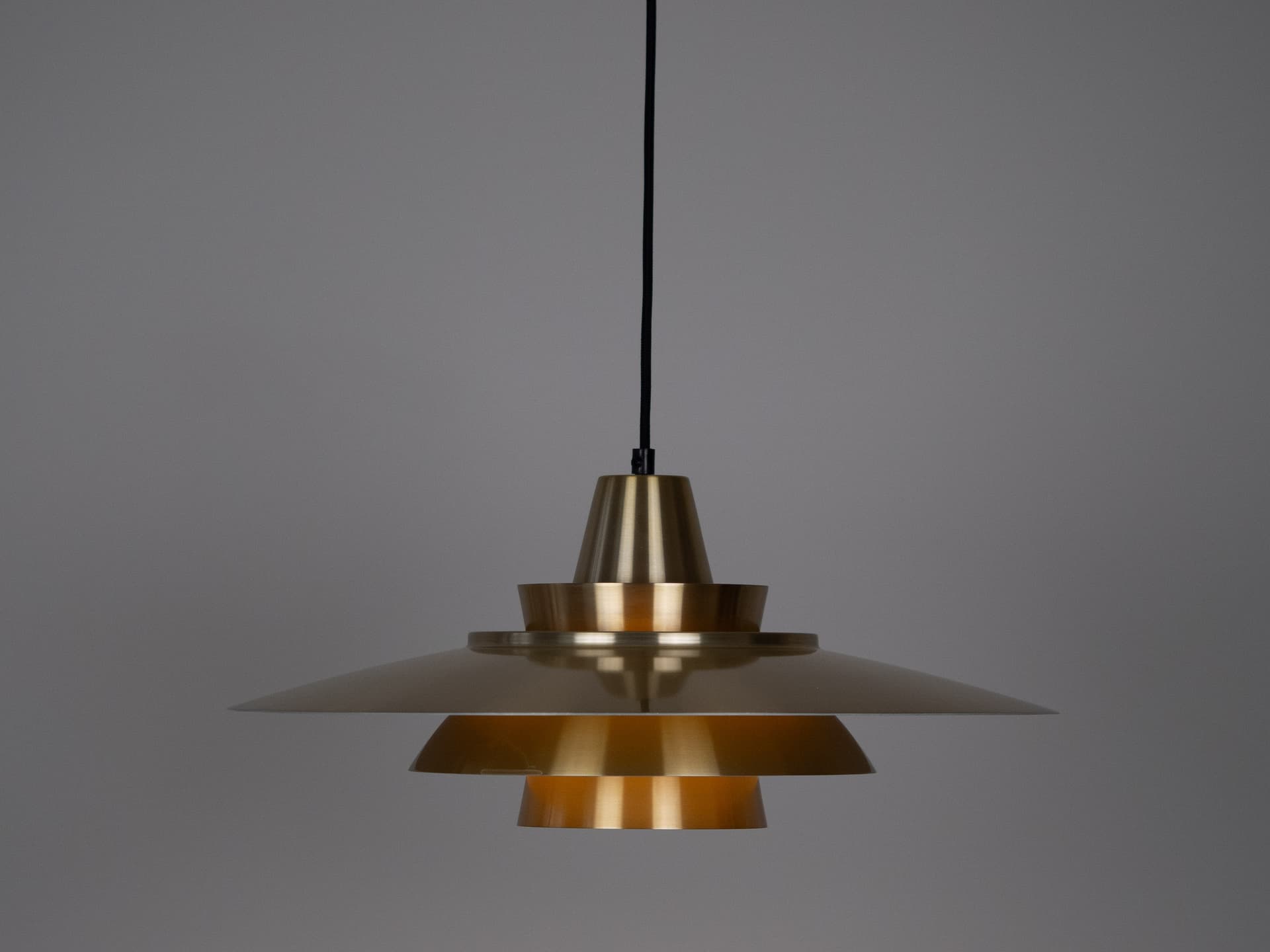 Lampa wisząca Superlight, aluminium złoty, proj. D. Mogensen, Dania, lata 80. - 302966