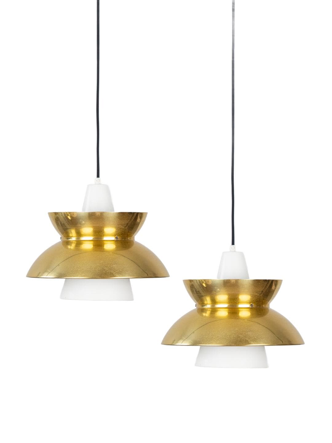 Para lamp wiszących Doo Wop, metal złoty, biały, Louis Poulsen, Dania, lata 50. - 303181