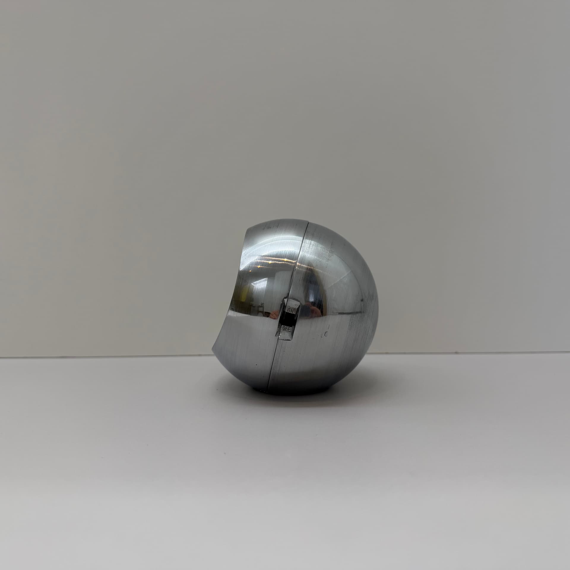 Zegar Space Age, srebrny, szczotkowana stal, tworzywo sztuczne, pleksi, Japonia, lata 70. - 303278