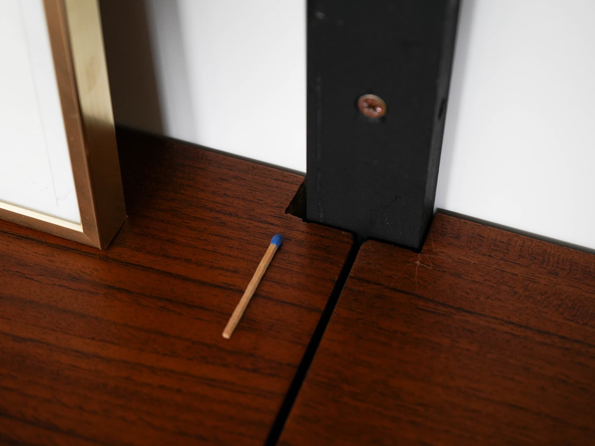 Shelving unit, brown teak, black metal, transparent glass, Denmark, 1960s. - 303337