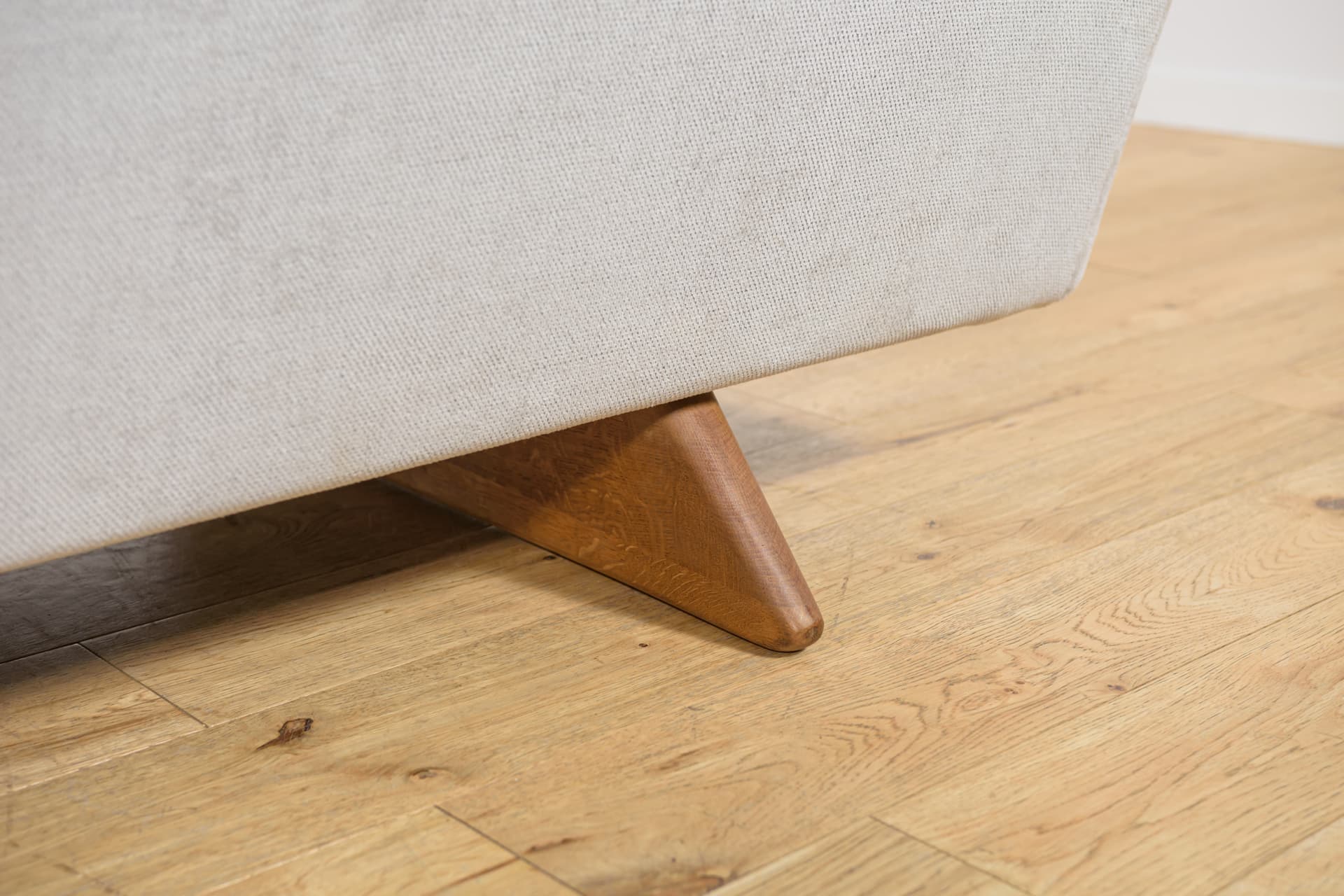 Three-seater sofa Model 4853, light grey fabric, natural oak, by B. Mogensen, Denmark, 1950s. - 303413