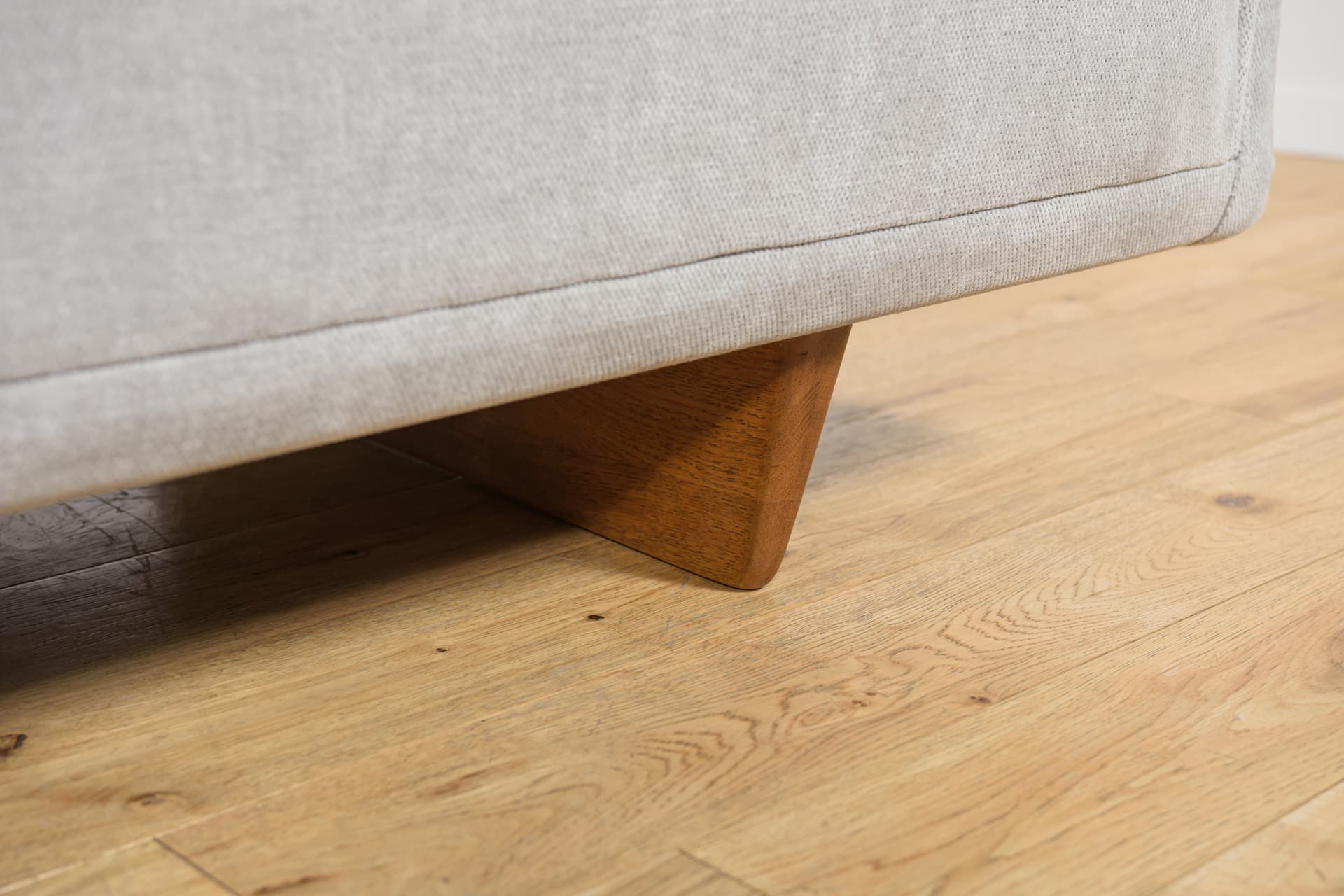 Three-seater sofa Model 4853, light grey fabric, natural oak, by B. Mogensen, Denmark, 1950s. - 303412