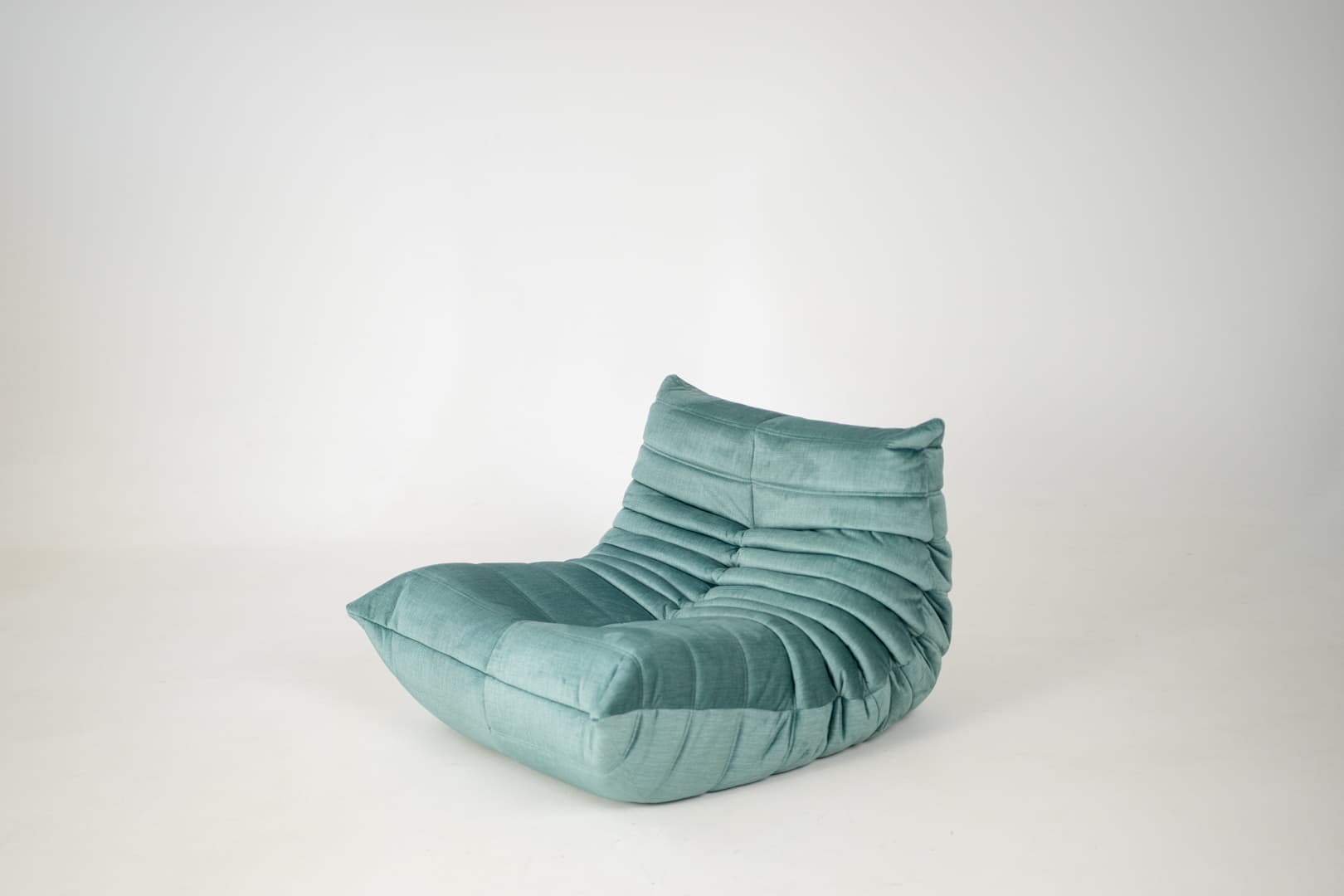 Fotel wypoczynkowy Togo, rib velvet aqua - 303518