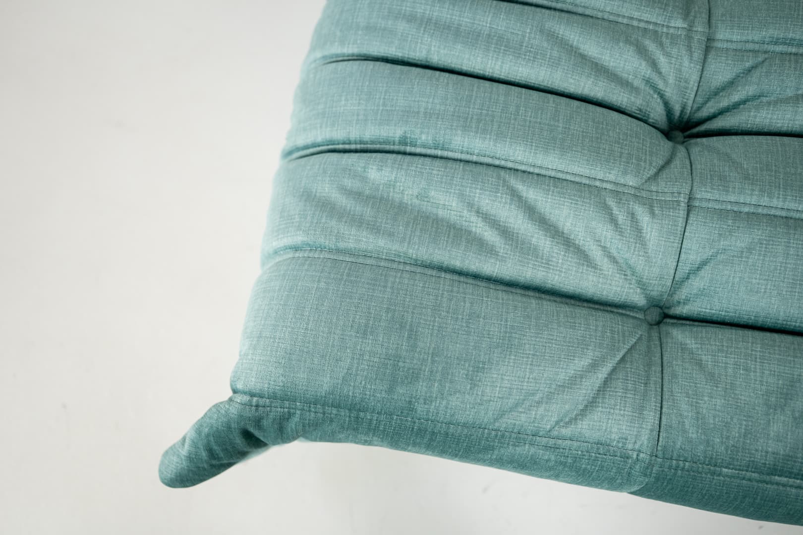 Podnóżek Togo, rib velvet aqua - 303567