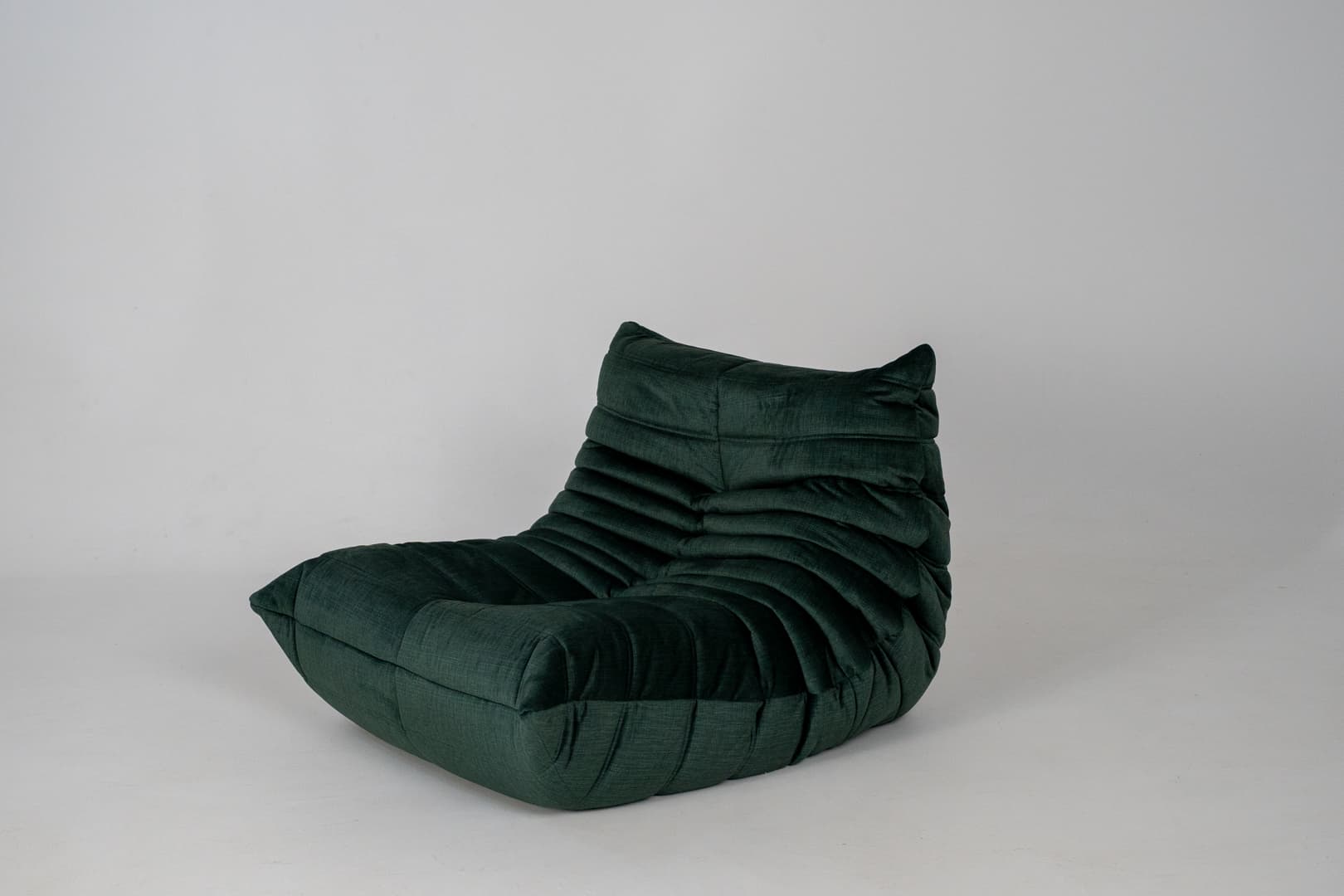 Fotel wypoczynkowy Togo, rib velvet spruce - 303596