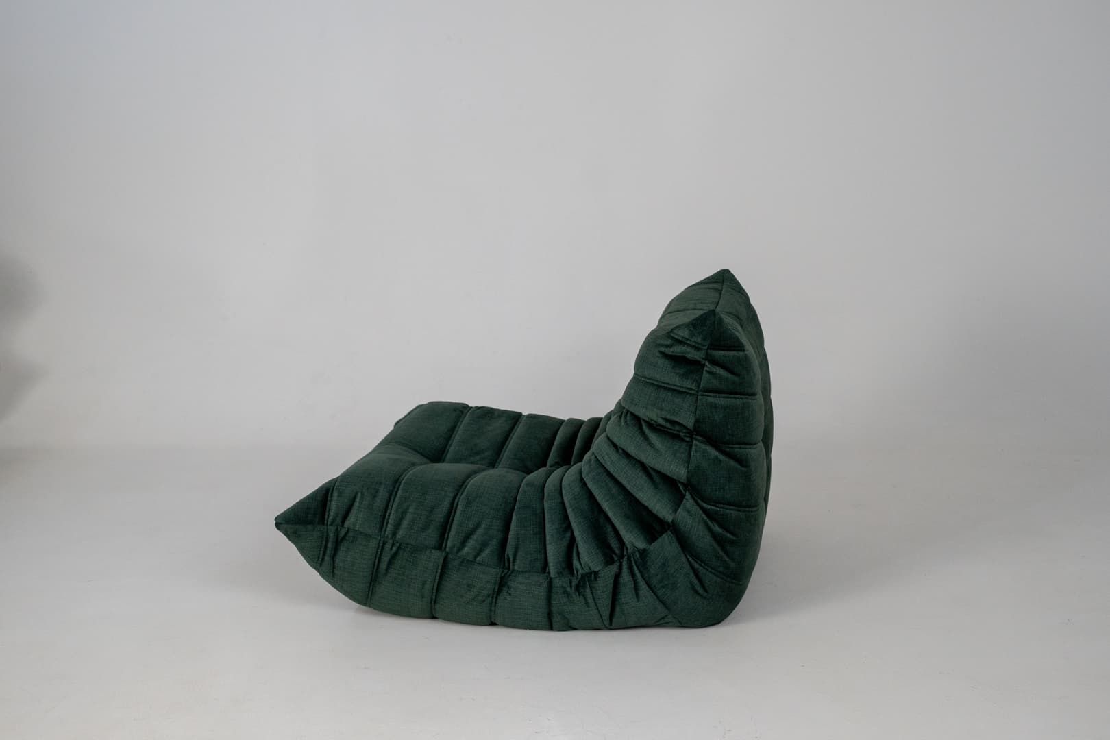 Fotel wypoczynkowy Togo, rib velvet spruce - 303591
