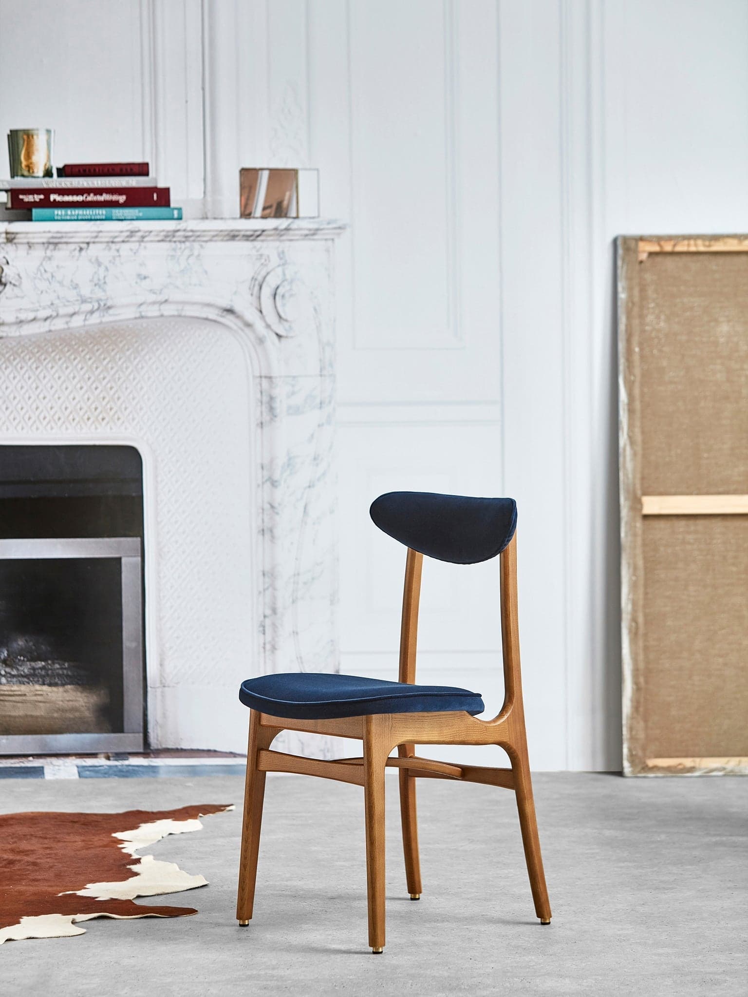 Krzesło 200-190 Velvet Indigo, niebieski, jesion 03 Dark, proj. R. Hałas, 366 Concept - 22338