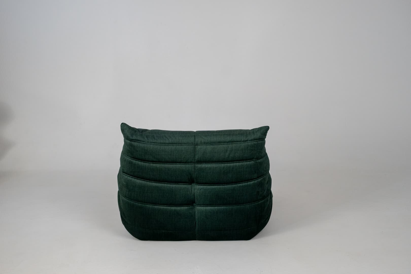 Fotel wypoczynkowy Togo z podnóżkiem, rib velvet spruce - 303624