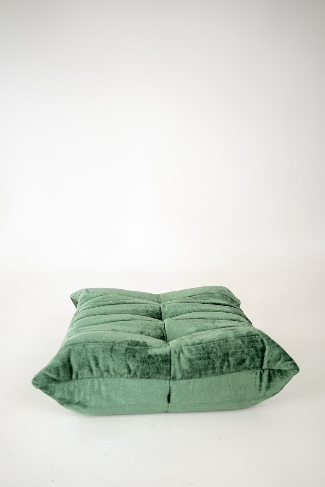 Podnóżek Togo, washed velvet forest green - 303678
