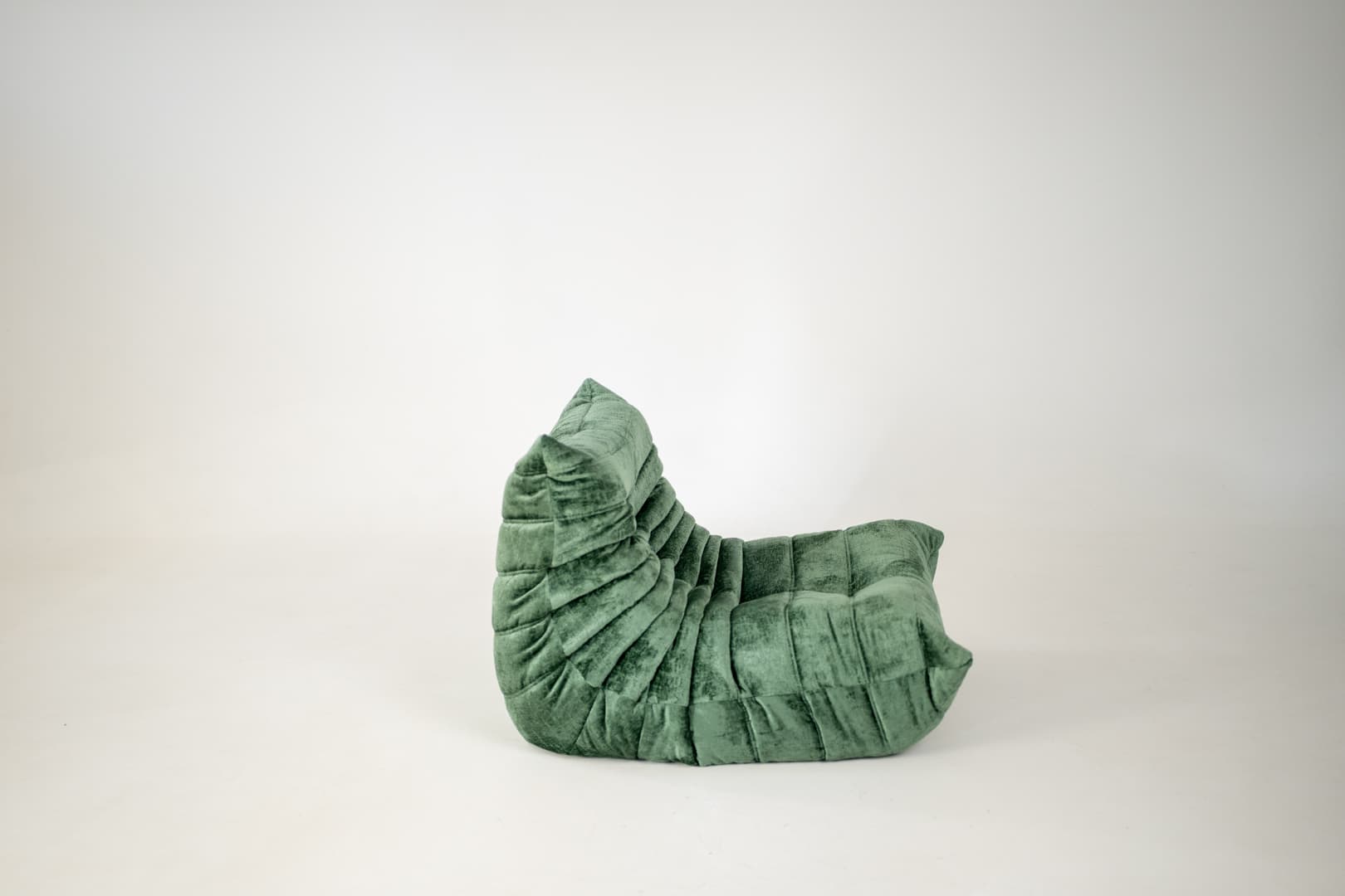 Fotel wypoczynkowy Togo, washed velvet forest green - 303693