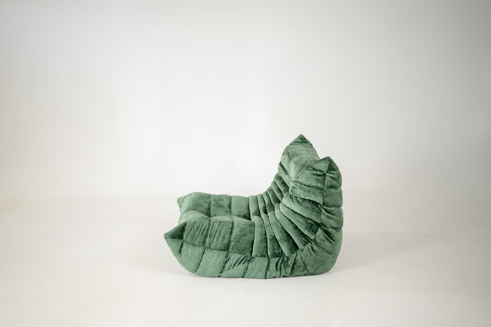 Fotel wypoczynkowy Togo, washed velvet forest green - 303696