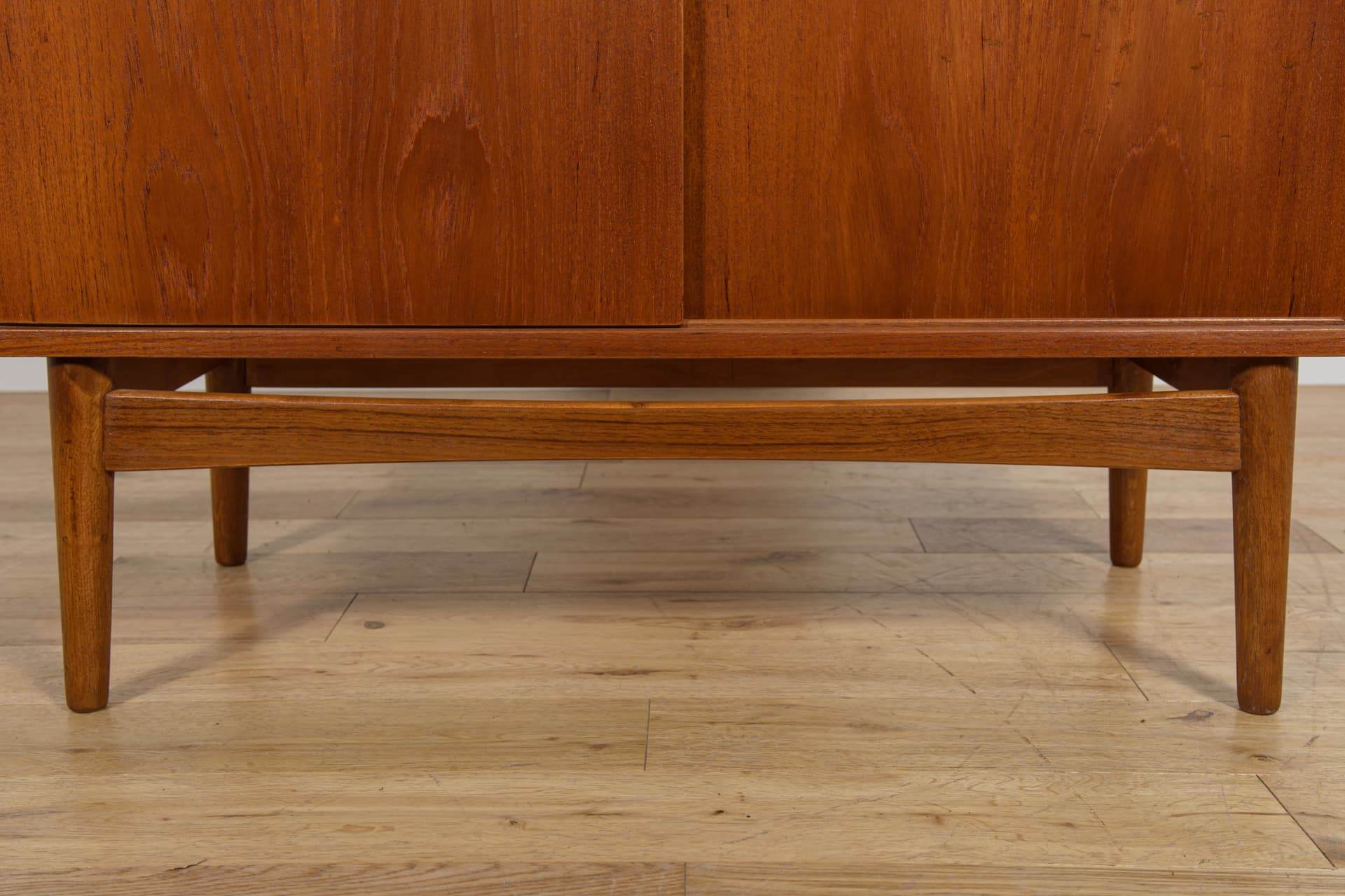 Shelving unit, brown teak, by J. Sorth, Denmark, 1960s. - 303732