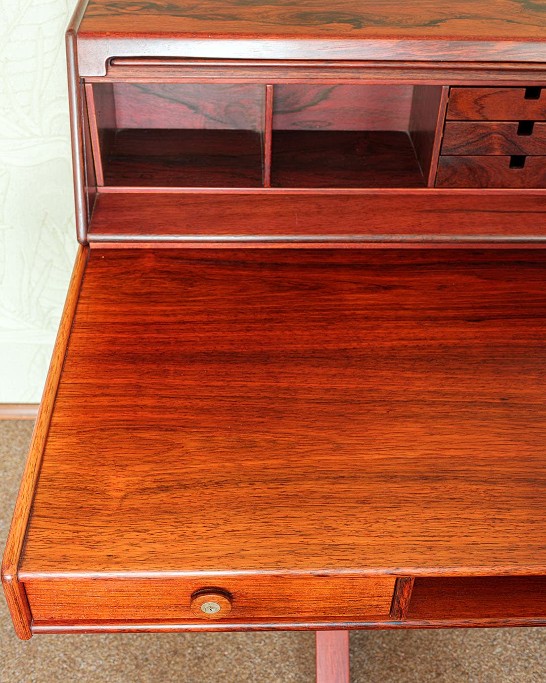 Secretary Desk 530, brown rosewood, by G. Frattini, Bernini, Italy, 1950s. - 303742
