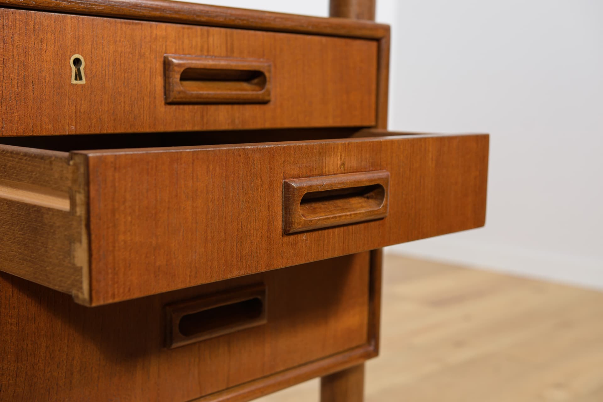 Desk, brown teak, by A. Vodder, Sibast, Denmark, 1960s. - 303759