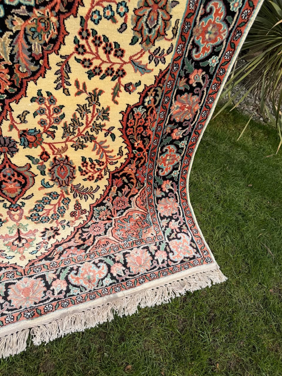 Rug Ghoum, 200x125 cm, cream silk, cotton, India - 303800