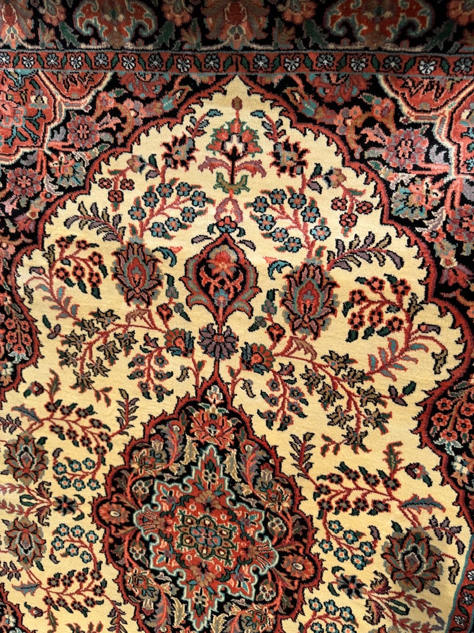 Rug Ghoum, 200x125 cm, cream silk, cotton, India - 303795