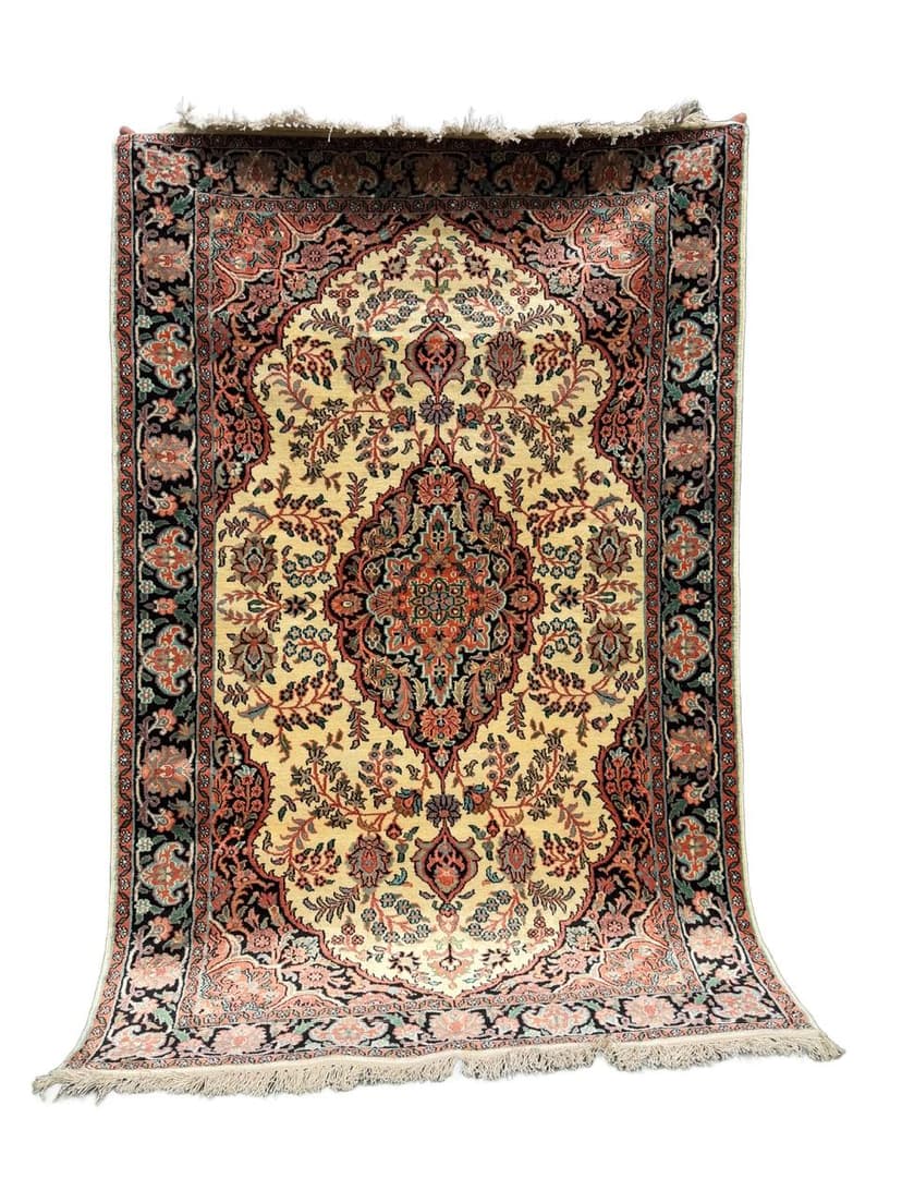 Rug Ghoum, 200x125 cm, cream silk, cotton, India