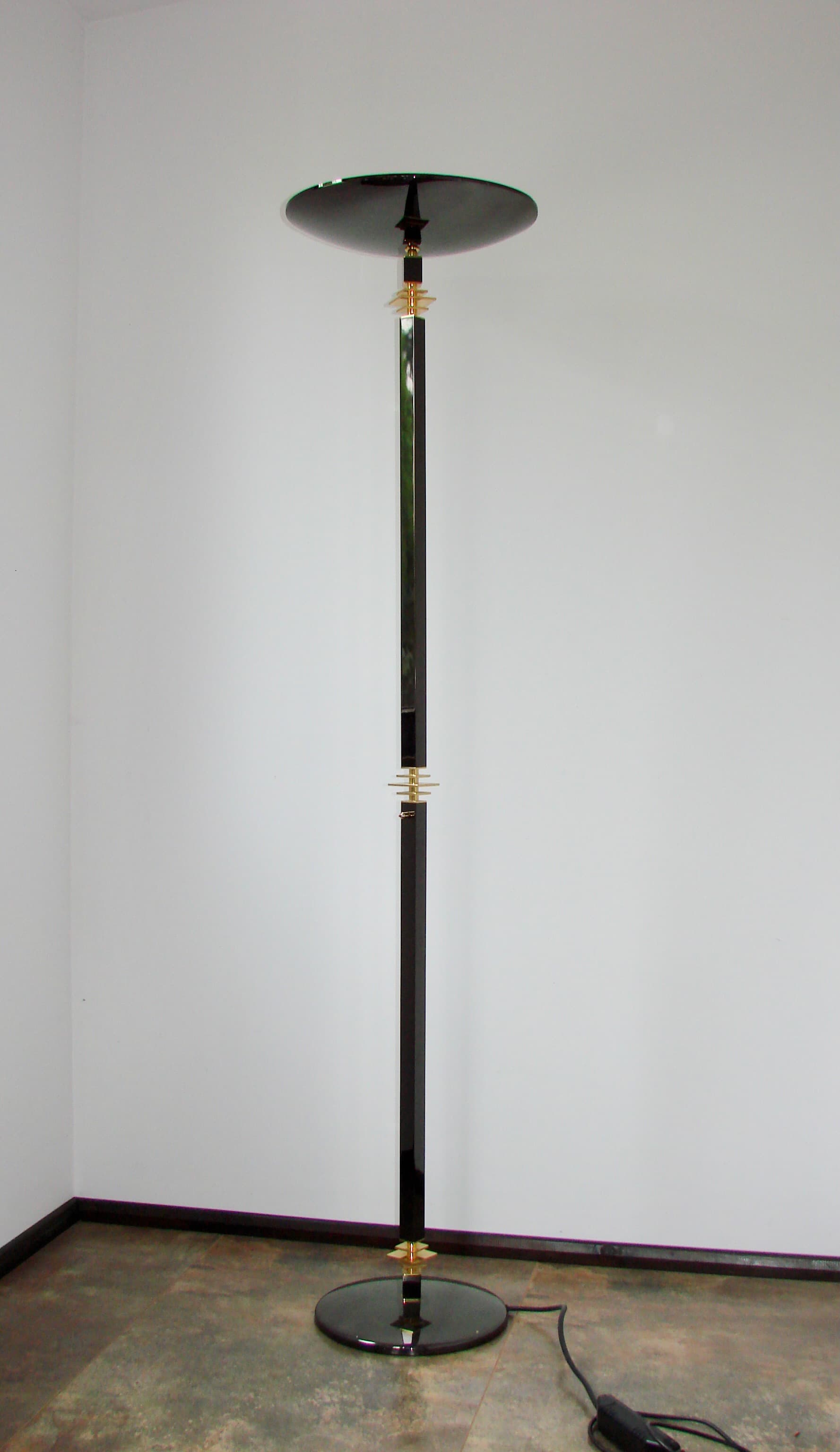 Floor Lamp Modern, black metal, gold brass, 1980s - 303859
