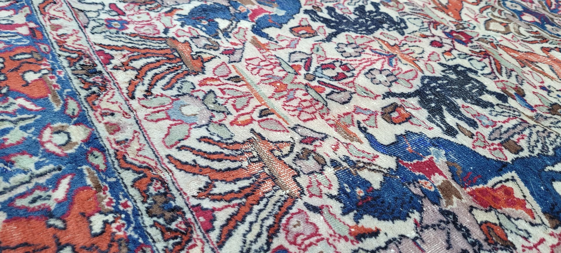 Rug Isfahan pictorial 282x185 cm, cream red blue, wool cotton, Iran, 1920s. - 304029