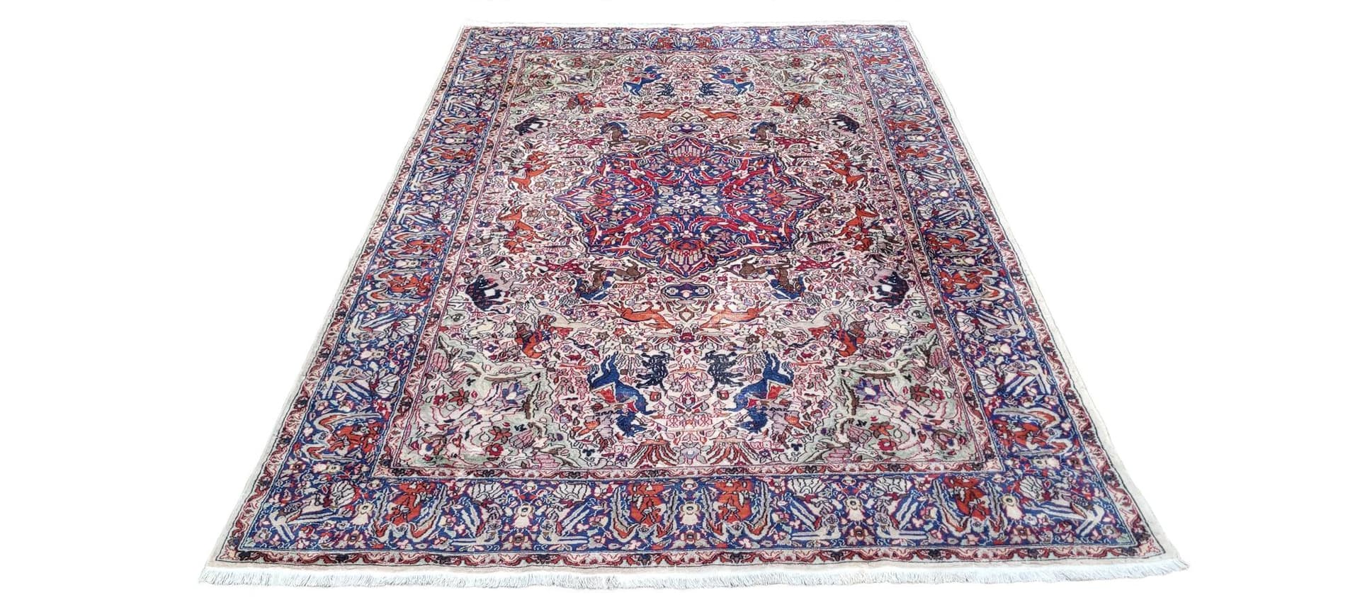 Rug Isfahan pictorial 282x185 cm, cream red blue, wool cotton, Iran, 1920s.